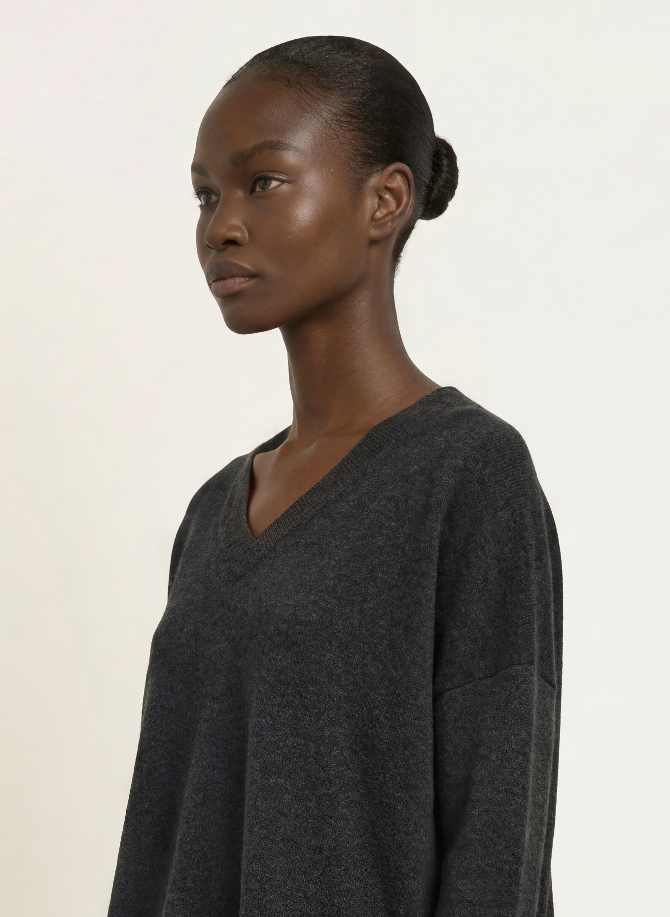 ALLUDE Cashmere-Pullover: DUNKELGRAU