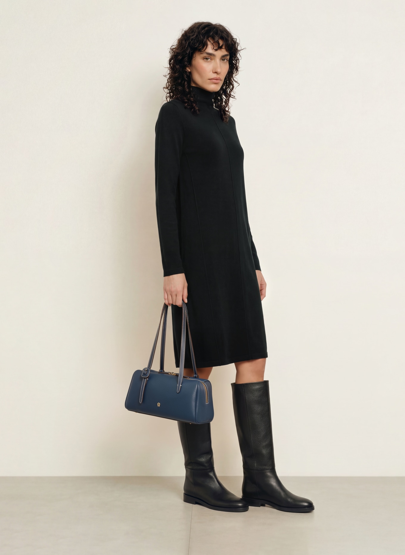 ALLUDE Strickkleid mit Cashmere: SCHWARZ