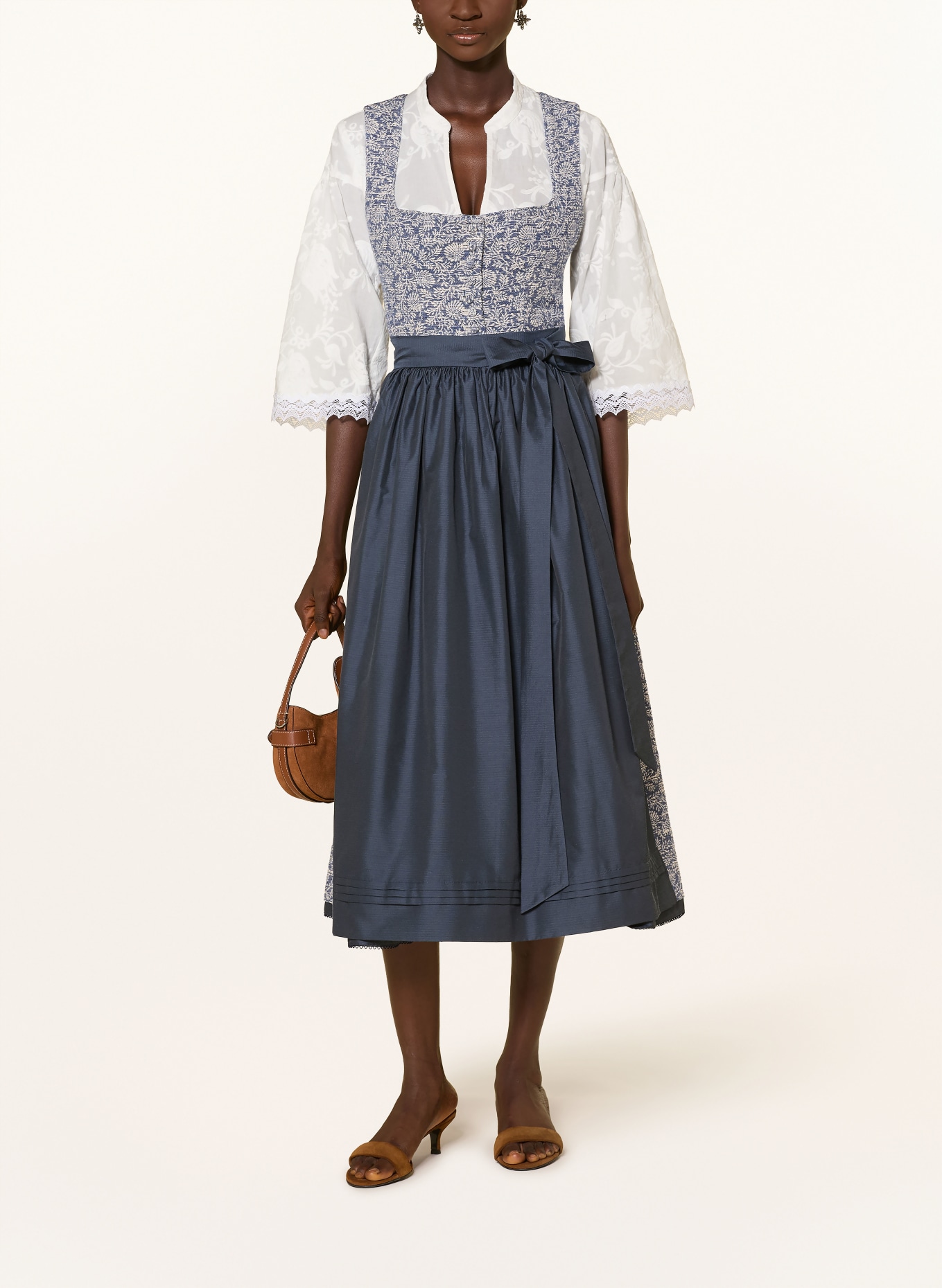 SPORTALM Dirndl: DONKERBLAUW / WIT