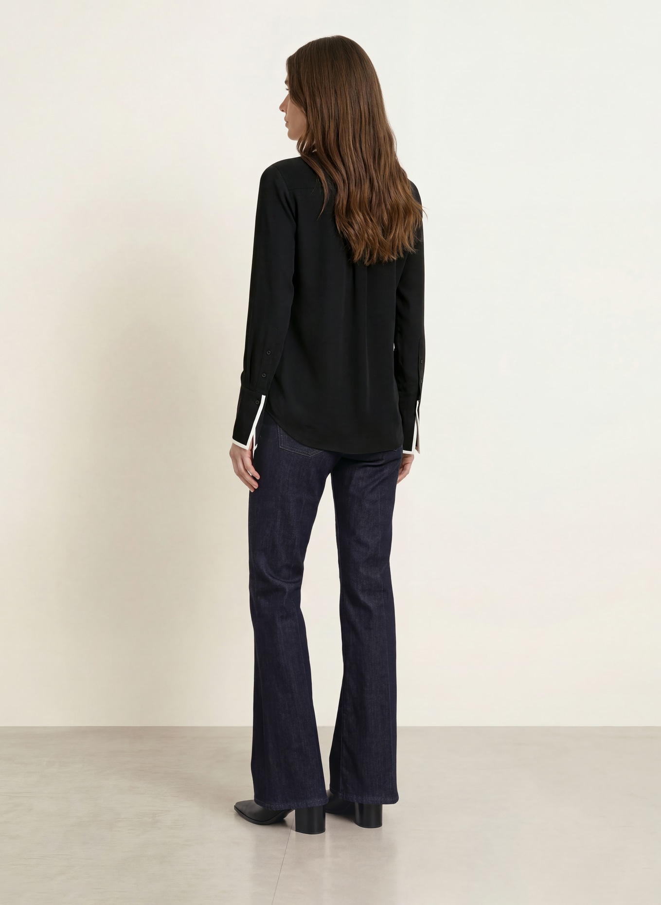 ÉMANOU Silk blouse: BLACK / WHITE