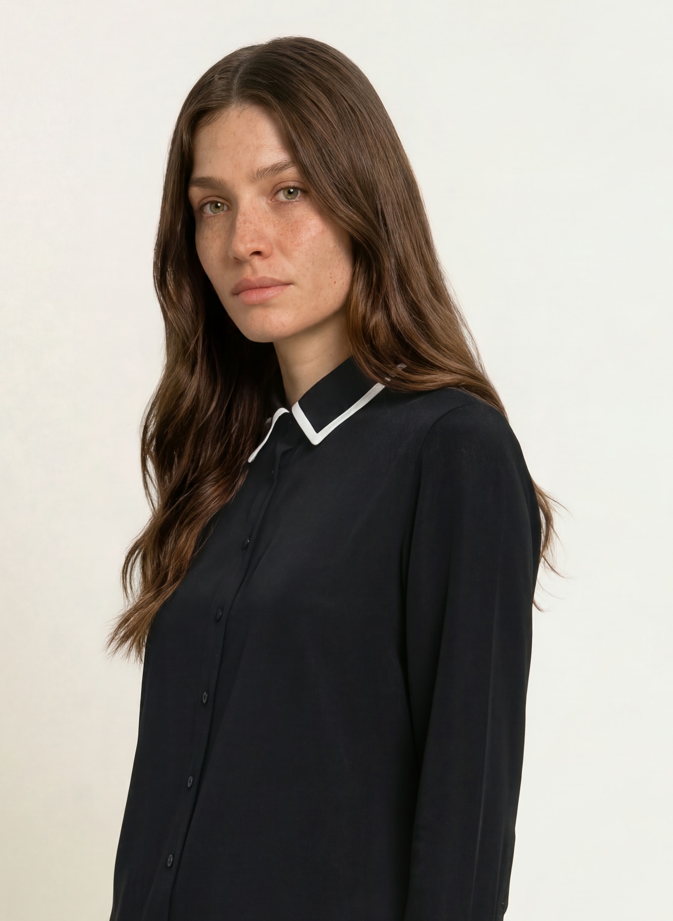 ÉMANOU Silk blouse: BLACK / WHITE
