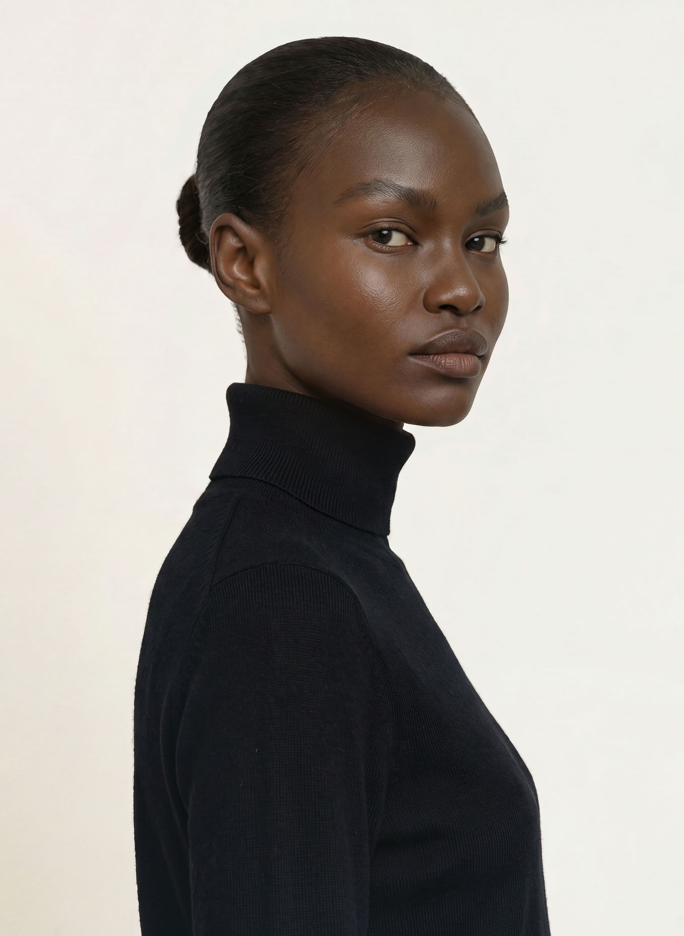 (THE MERCER) N.Y. Rollkragenpullover aus Cashmere: SCHWARZ