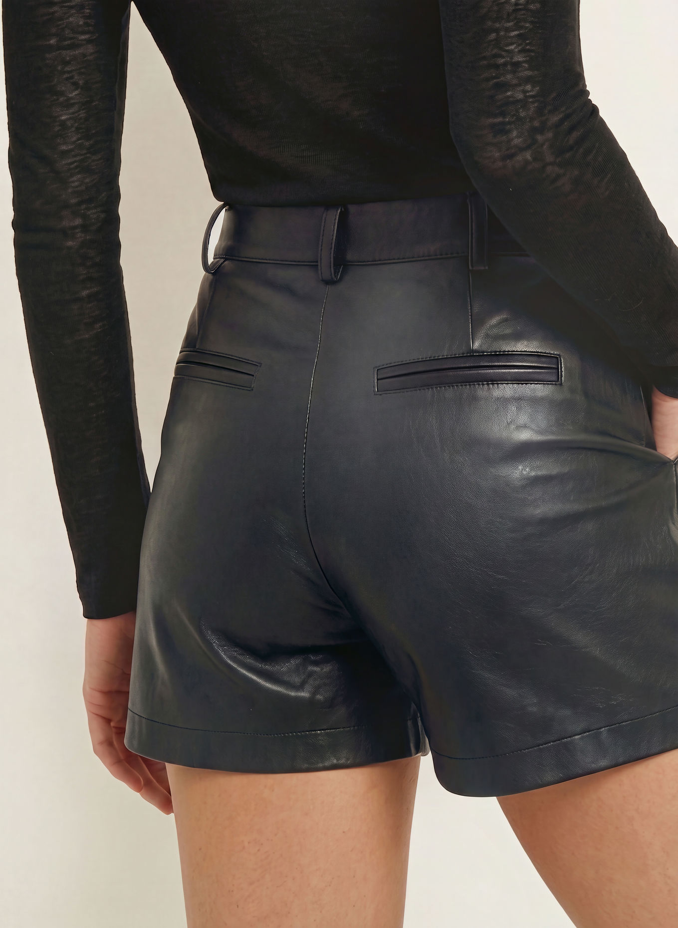 Princess GOES HOLLYWOOD Shorts mit Nieten in Lederoptik: SCHWARZ