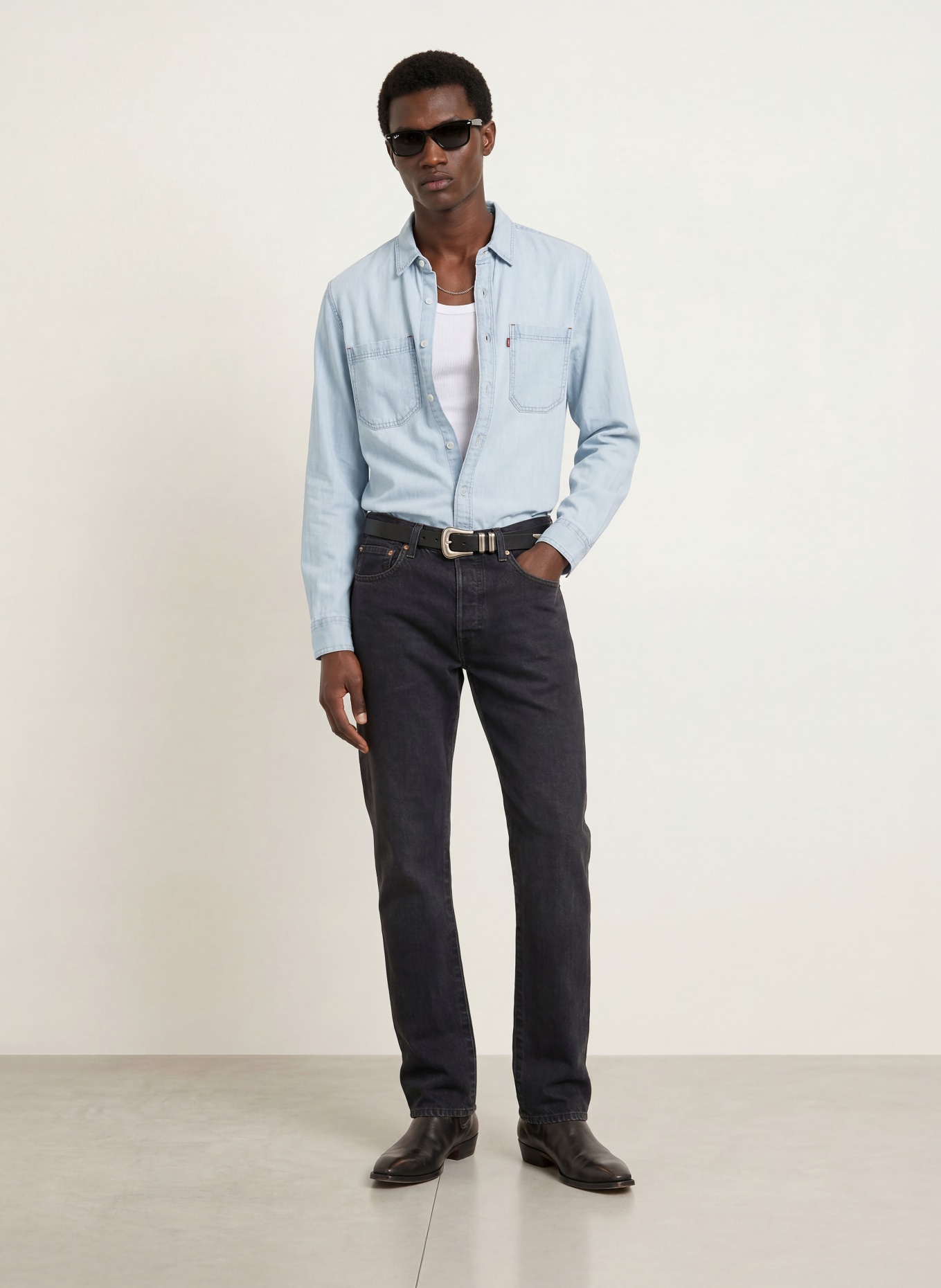 Levi's® Comfort Fit Denim Shirt: LIGHT BLUE
