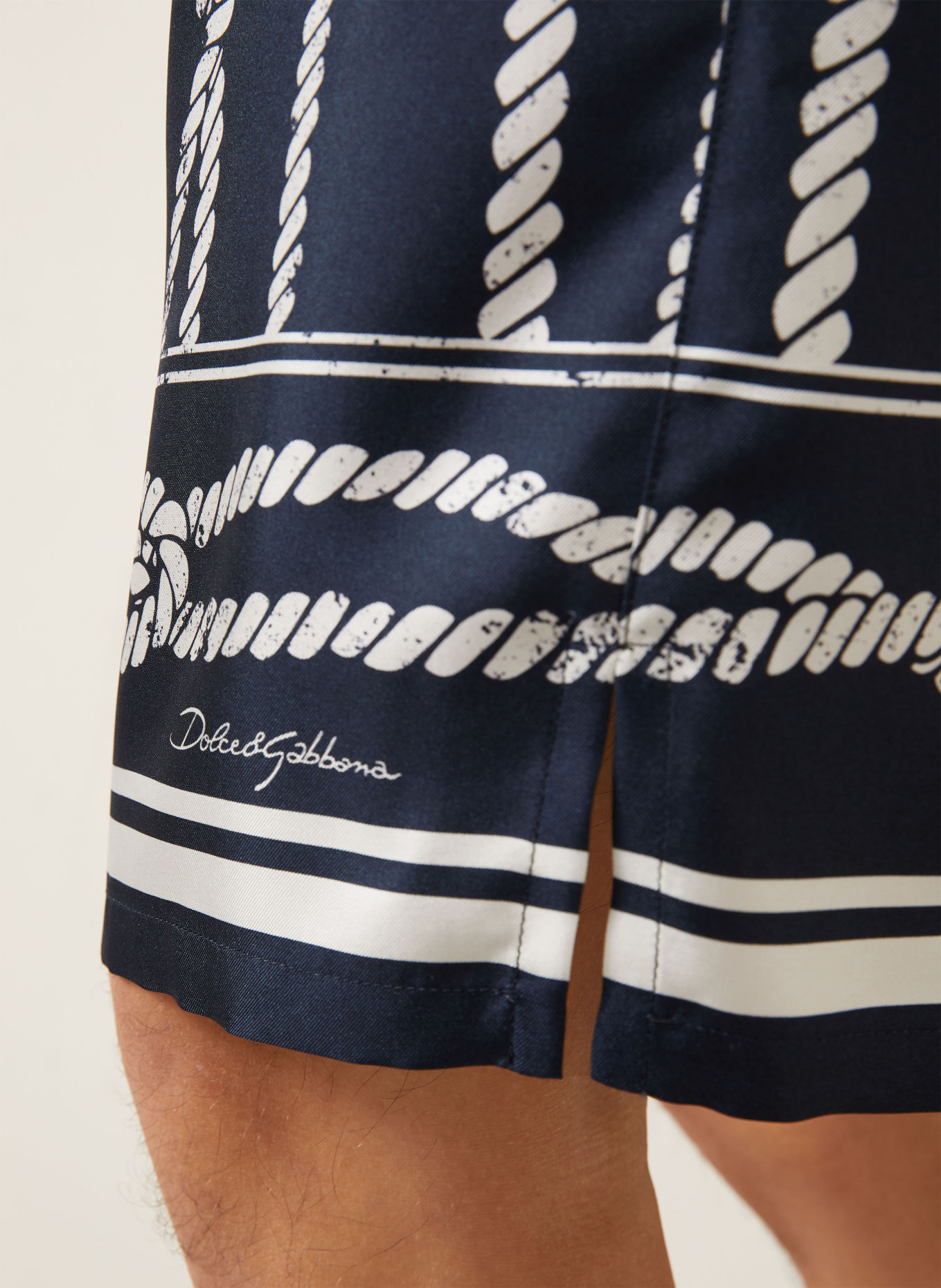 DOLCE & GABBANA Seidenshorts: DUNKELBLAU / WEISS