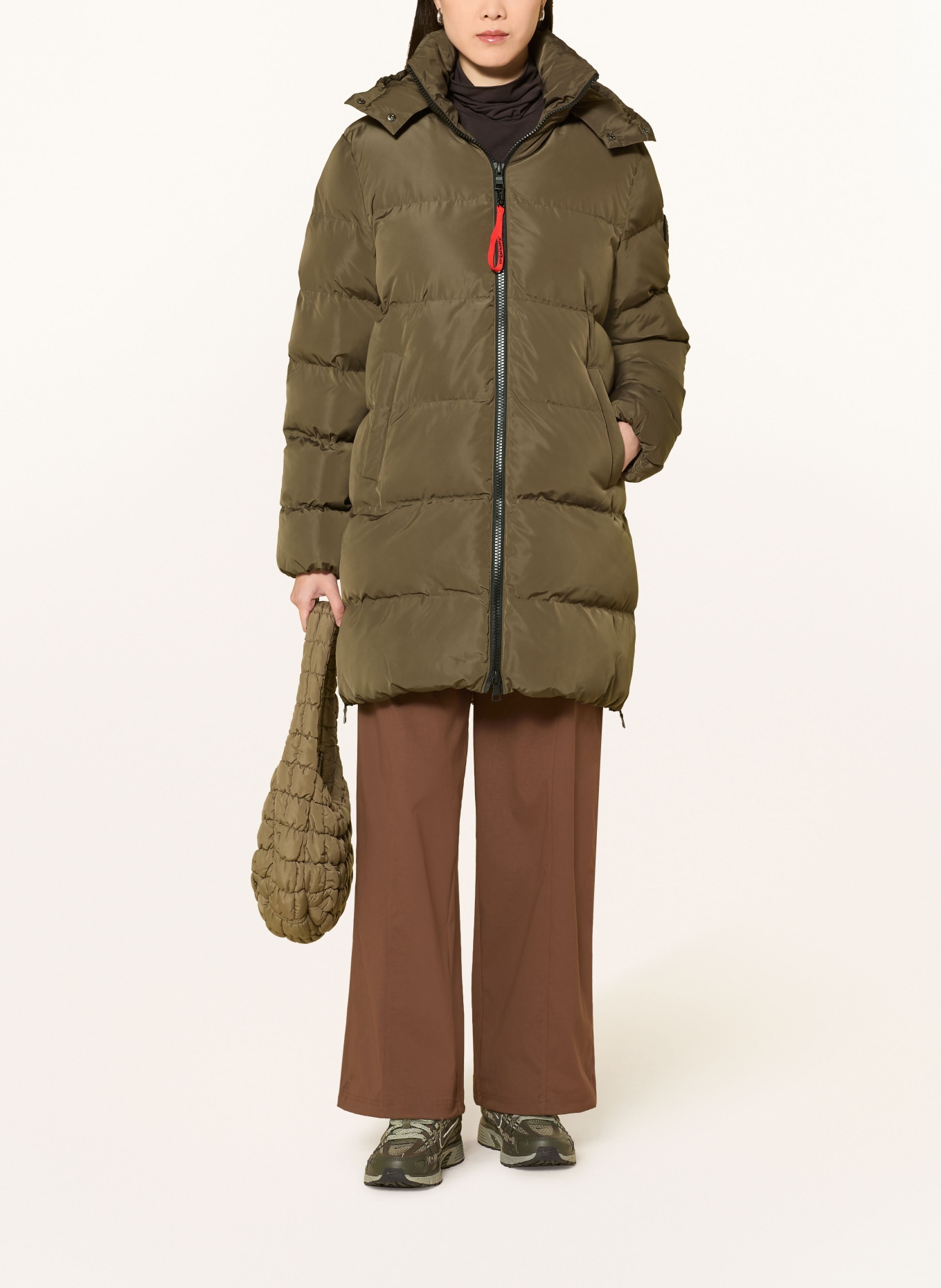 No.1 Como Steppmantel ISCHGL mit abnehmbarer Kapuze: TAUPE
