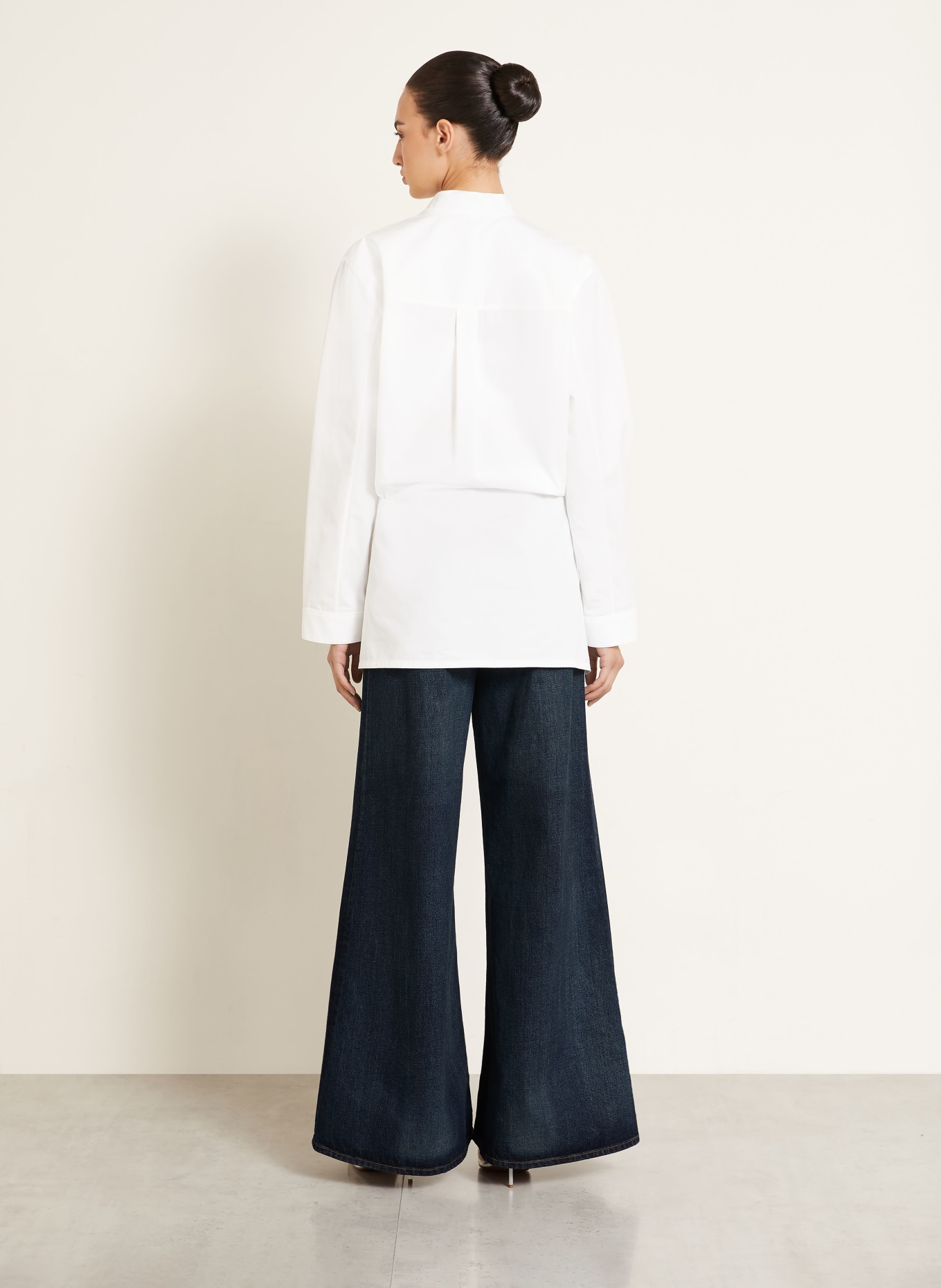 ALAÏA Wide Leg Jeans: A24 DOCK BLUE