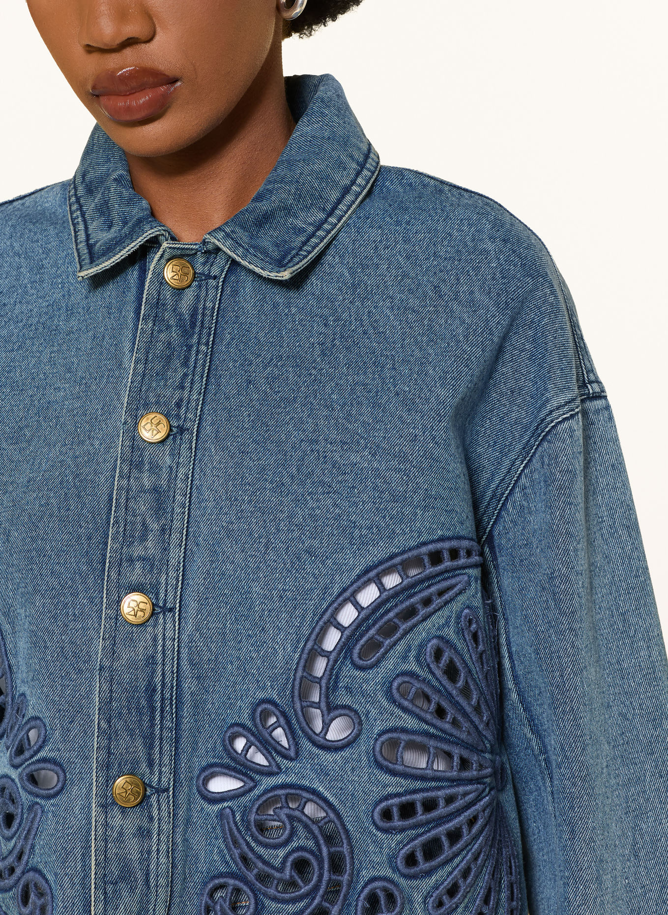 ULLA JOHNSON BOBBI Denim Jacket with Eyelet Lace: BLUE / DARK BLUE