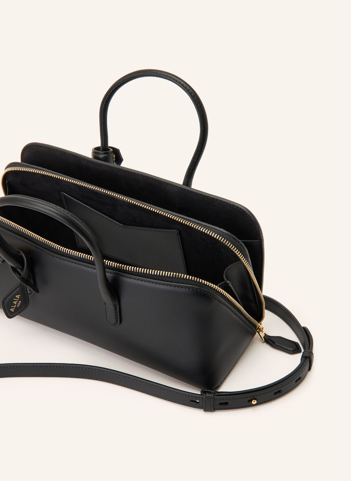 ALAÏA Sac épaule DELTA SMALL: NOIR