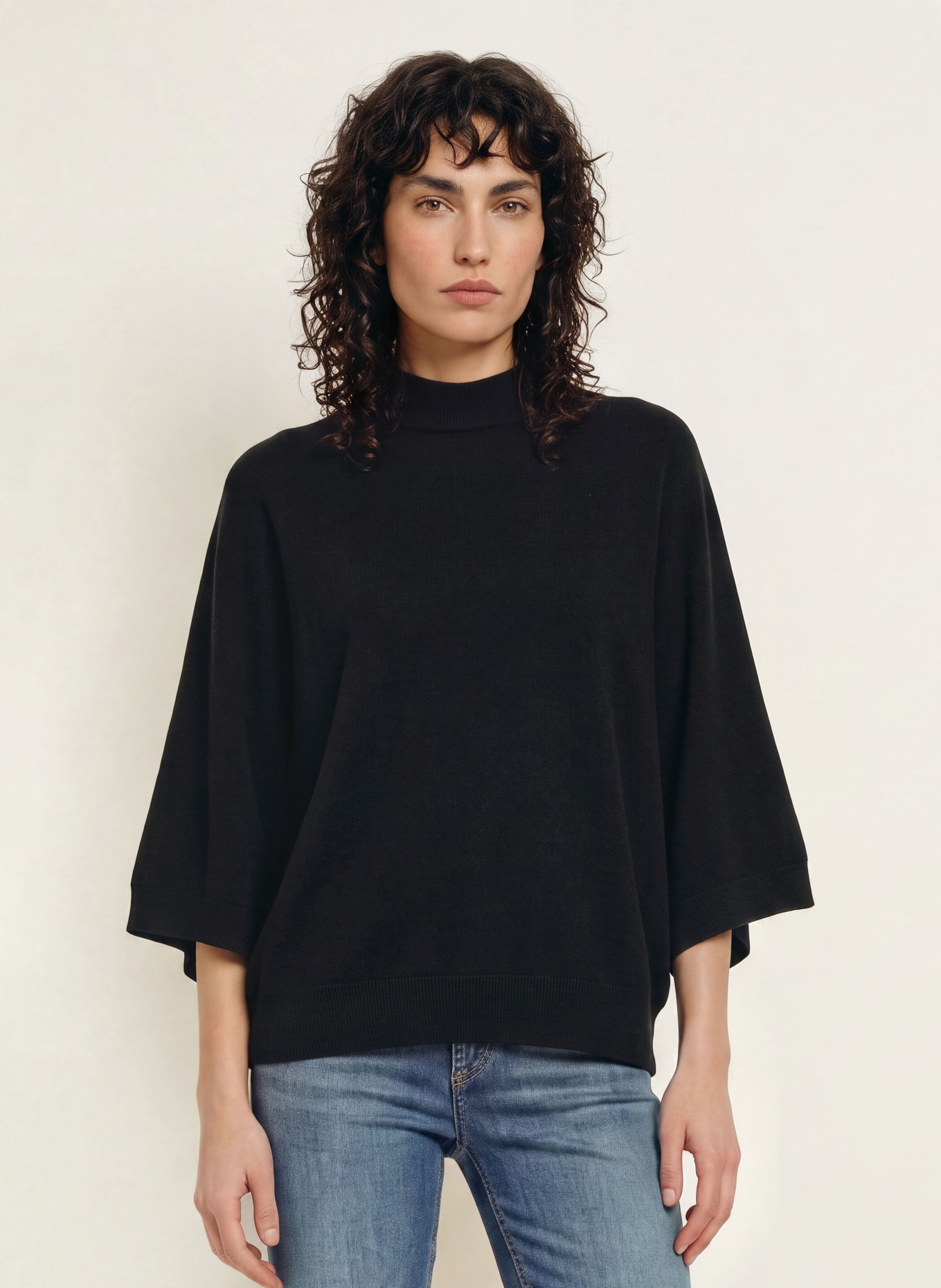 HERZENS Cashmere Sweater: BLACK