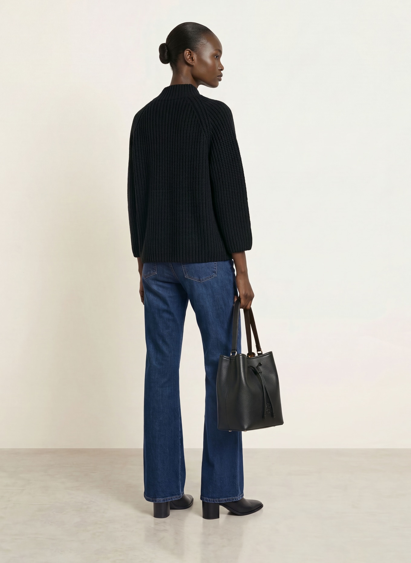 HERZENS 3/4-sleeve sweater with cashmere: BLACK
