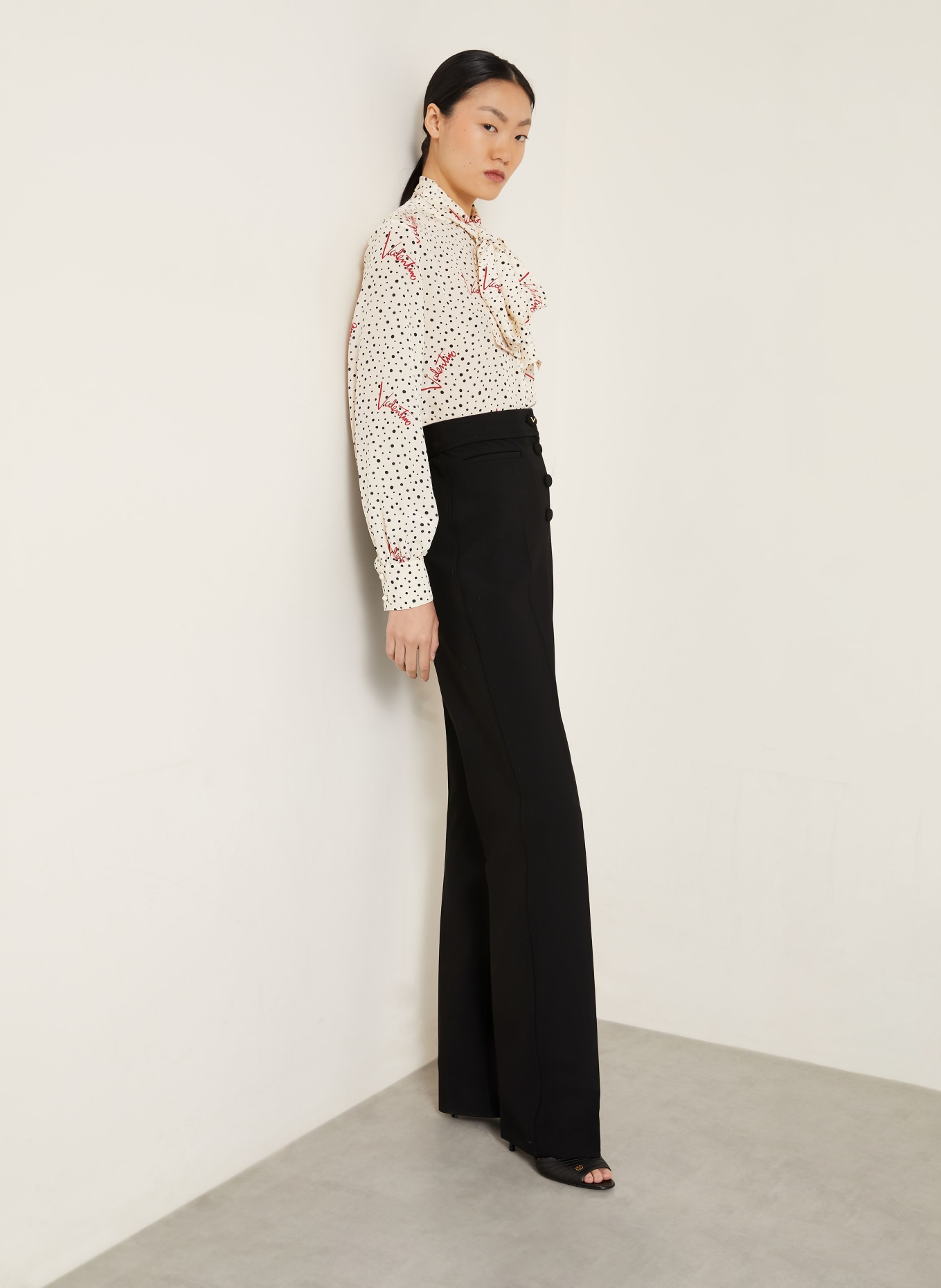 VALENTINO Trousers SOLID: BLACK