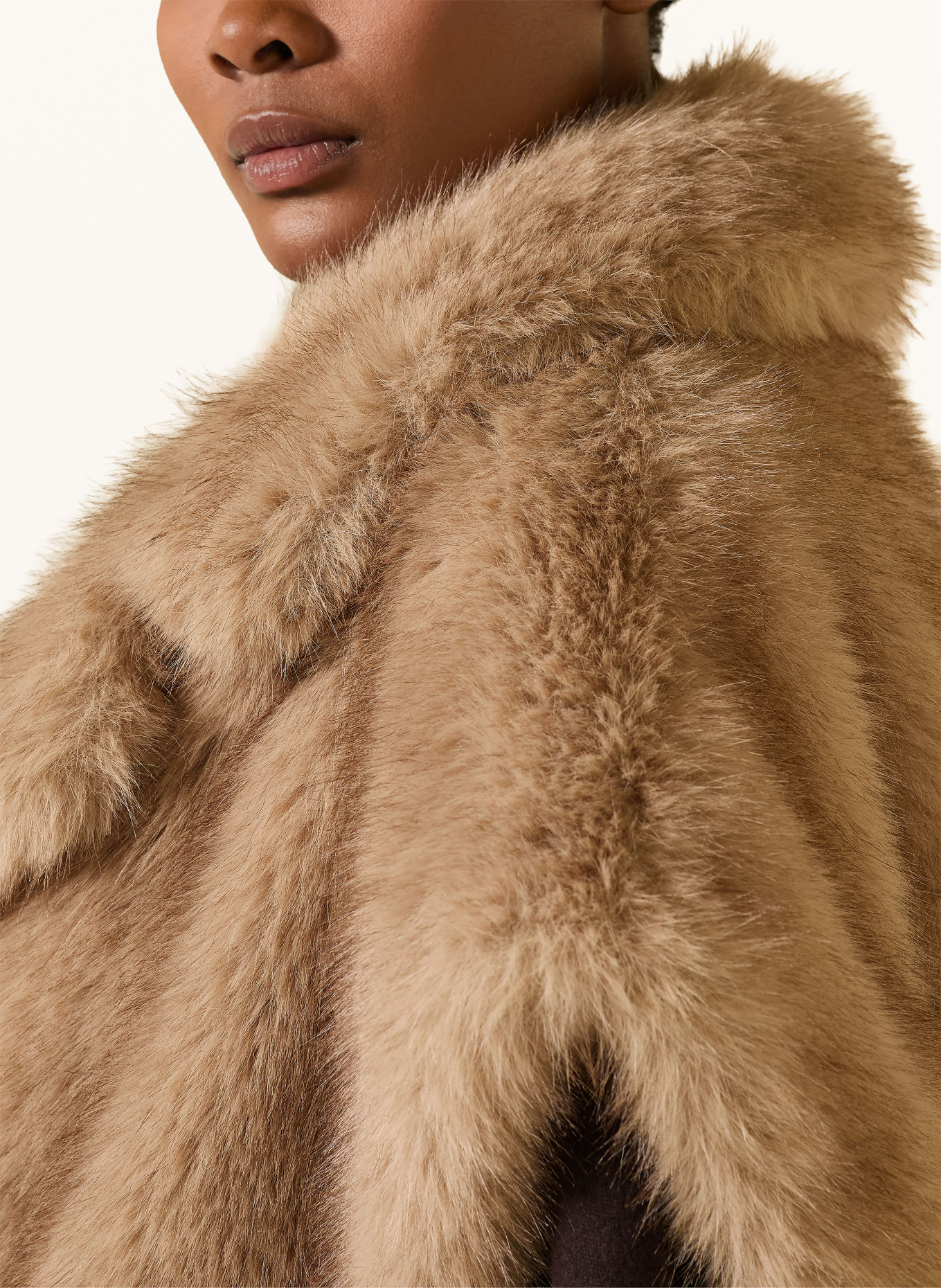 STAND STUDIO KINLEY Faux Fur Vest: BEIGE