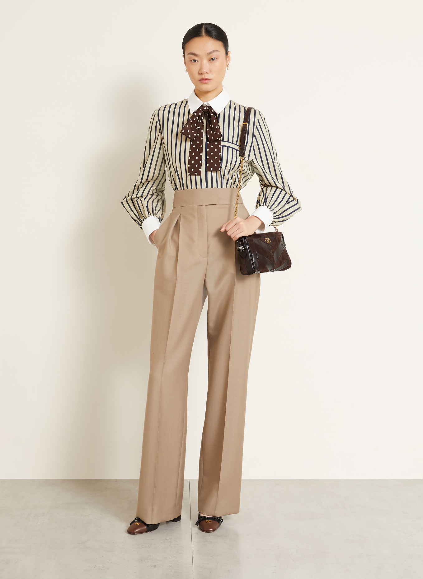 VALENTINO GARAVANI PANTHEA SMALL Crossbody Bag: DARK BROWN / GOLD