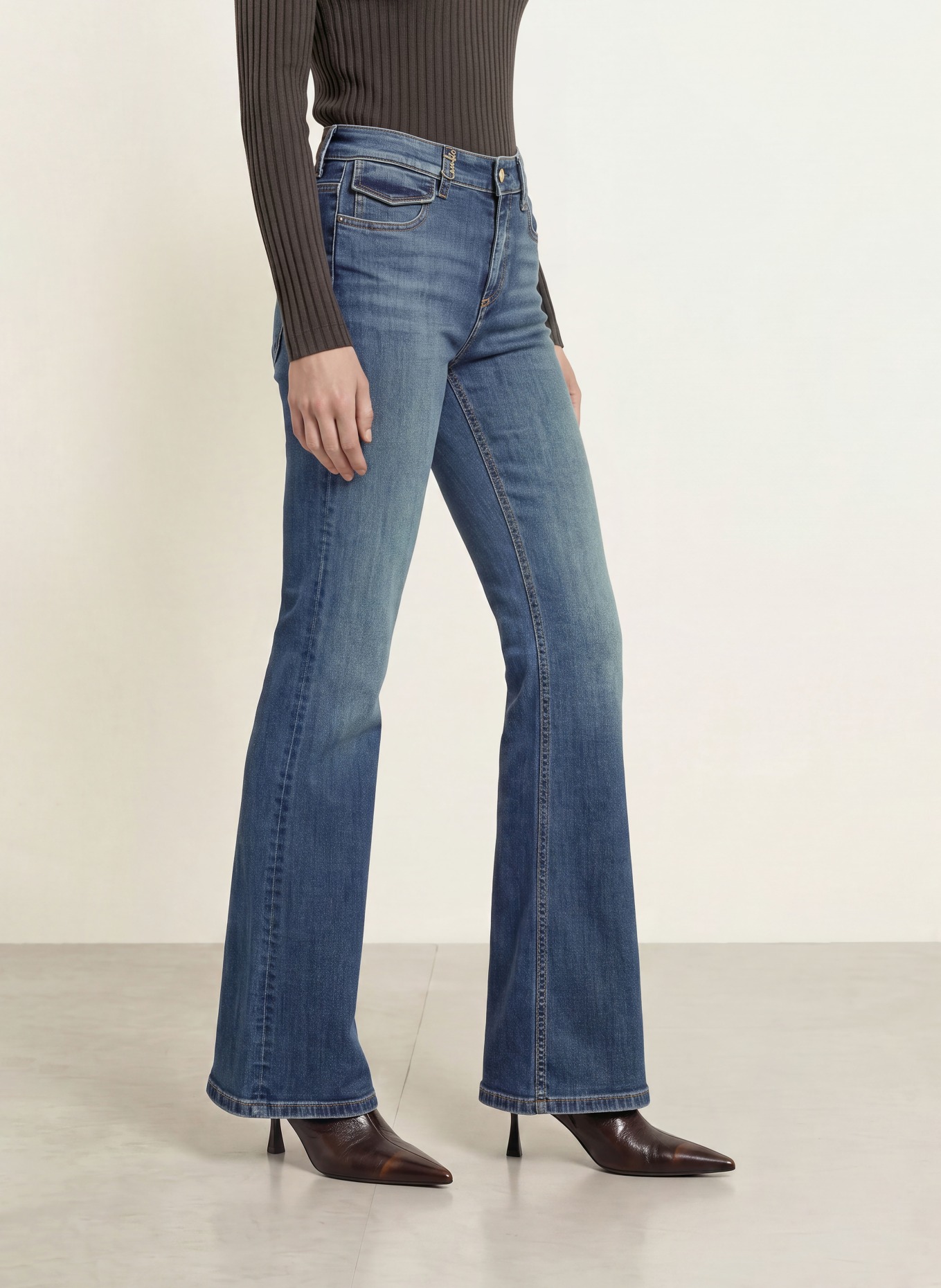 CAMBIO Flared jeans FABIENNE: 5136 modern ocean glow