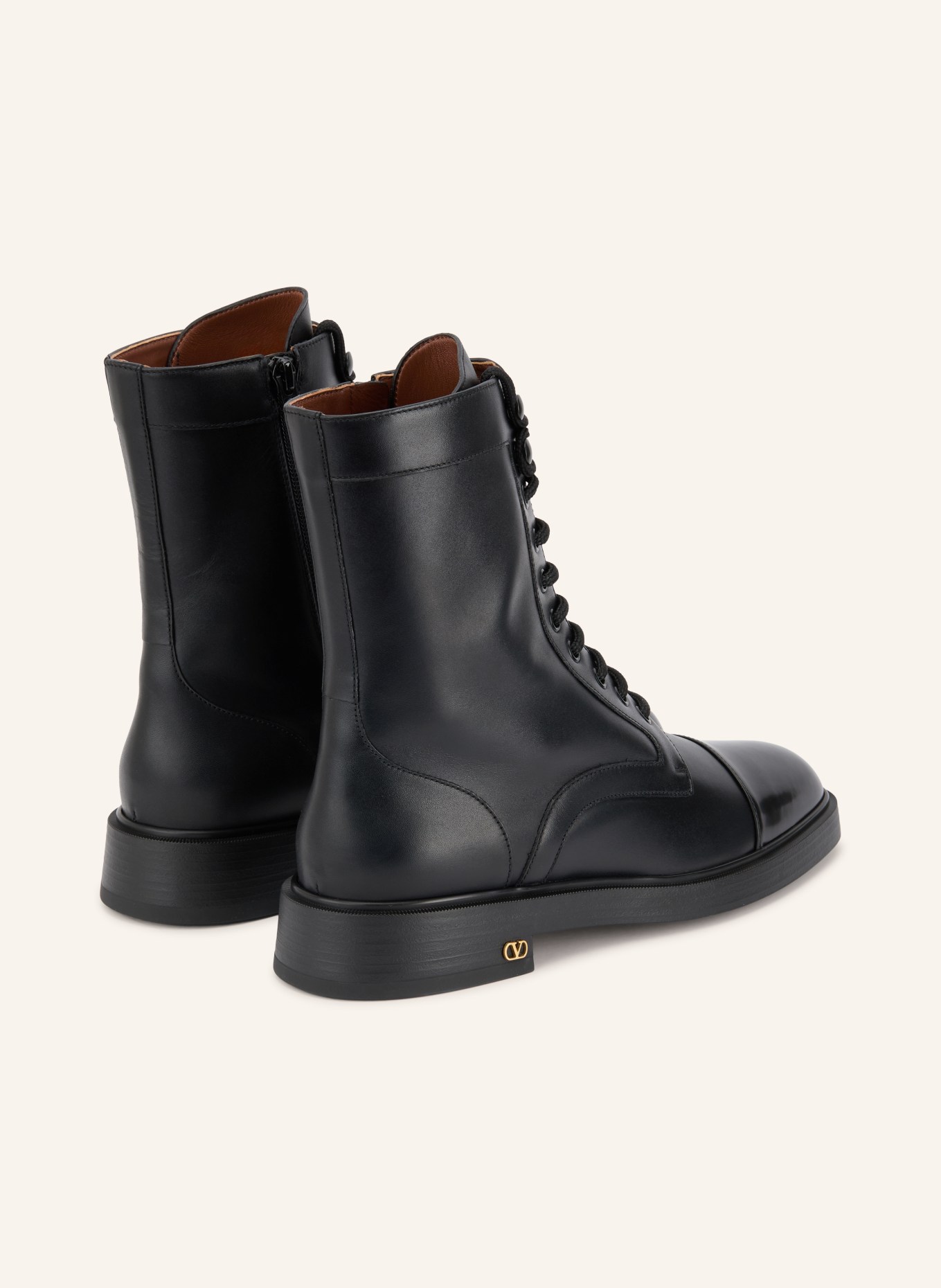 VALENTINO GARAVANI Boots à lacets ZIMMY: NOIR