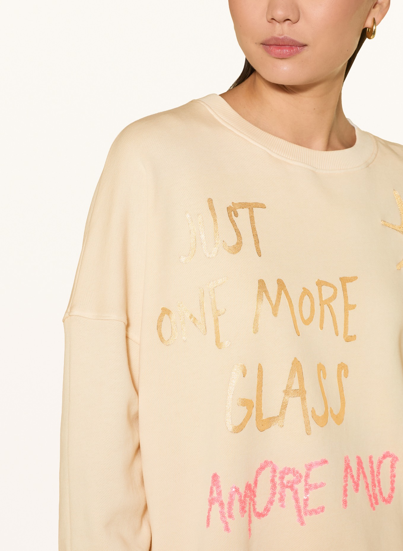 Grace AMORE Sweatshirt with Sequins: CREAM / GOLD / NEON PINK