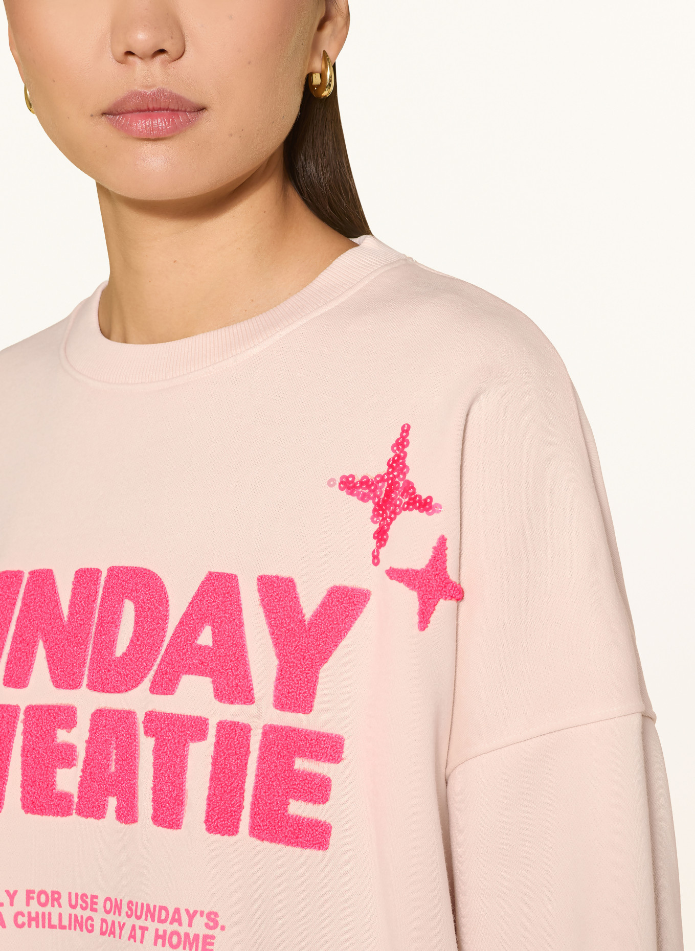 Grace SUNDAY SWEATIE Sweatshirt: CREAM / NEON PINK