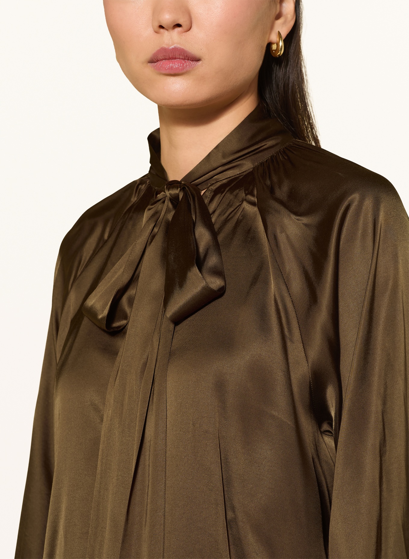Grace Satin blouse with a bow: DARK BROWN