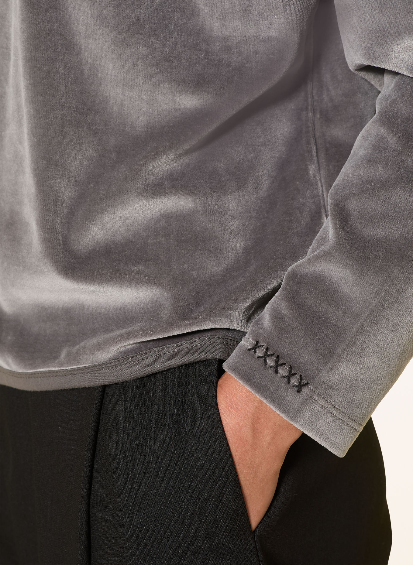 Grace Nickishirt ALWAYS LATE met pailletten: DONKERGRIJS / ZWART