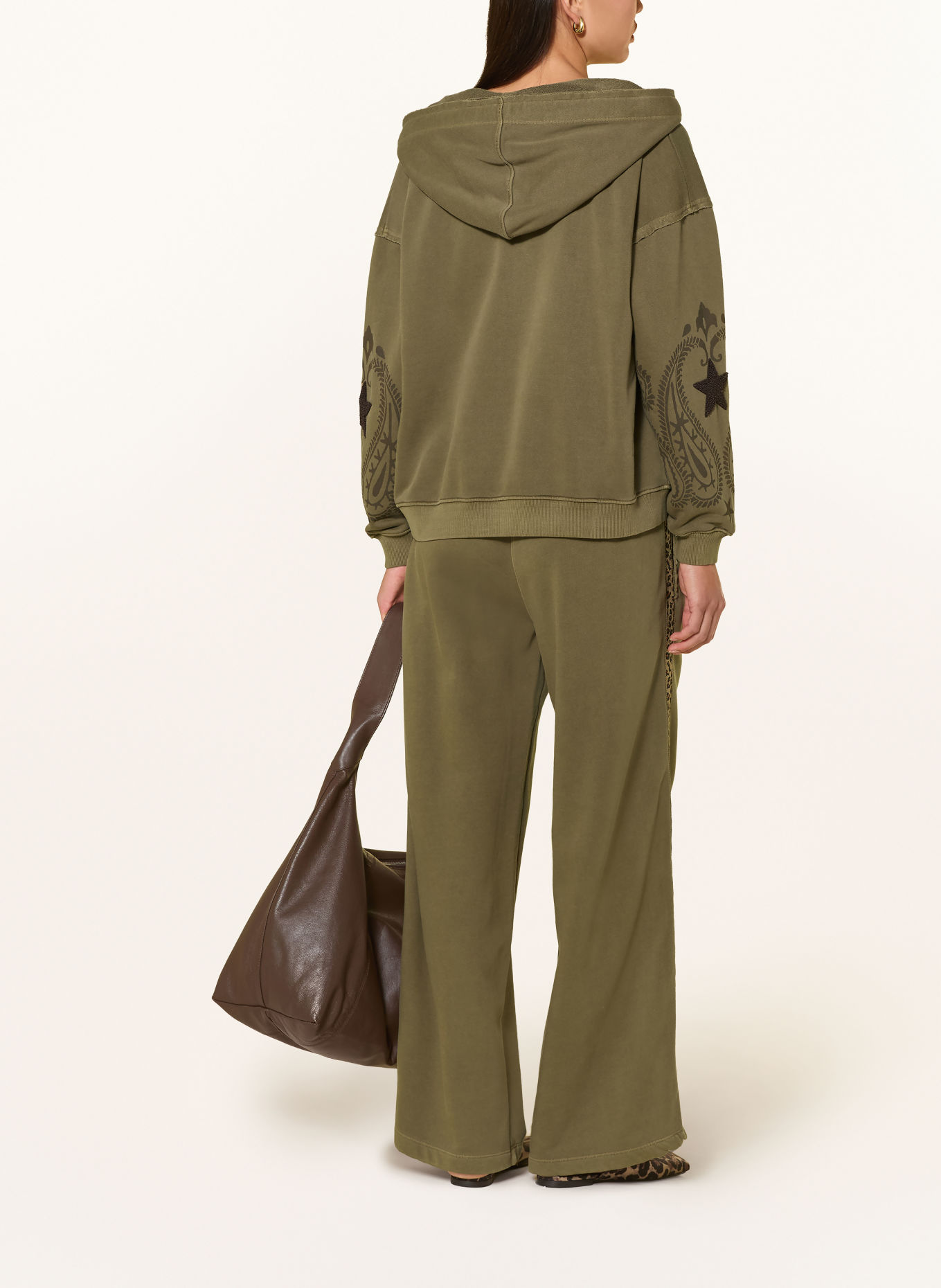 Grace Sweatpant met studs en galonstrepen: OLIJF / GOUD / BRUIN
