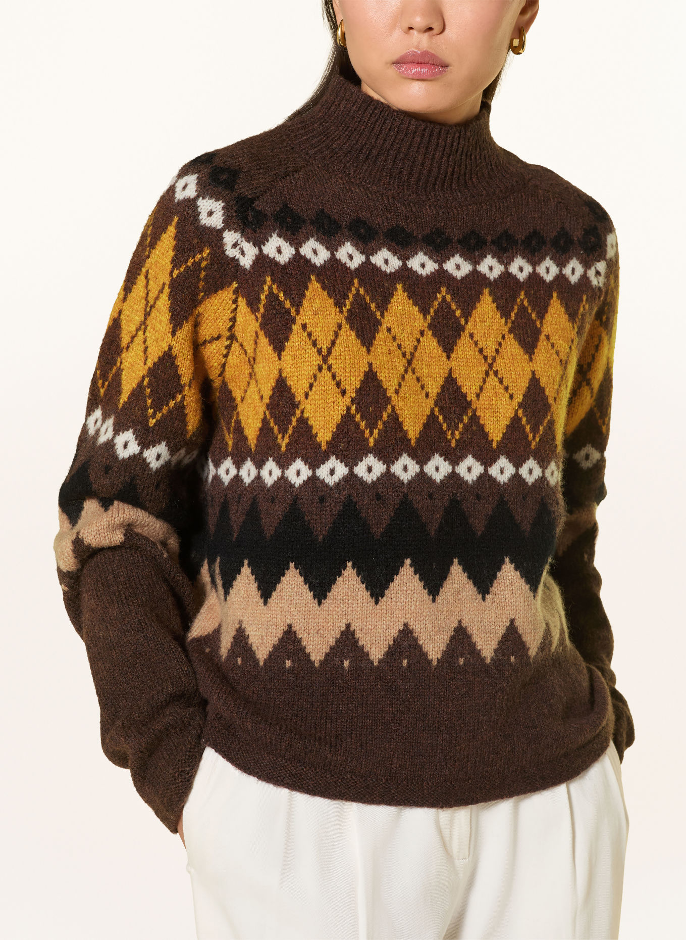 Grace Tröjor: MÖRKBRUN / BEIGE / MÖRKGUL