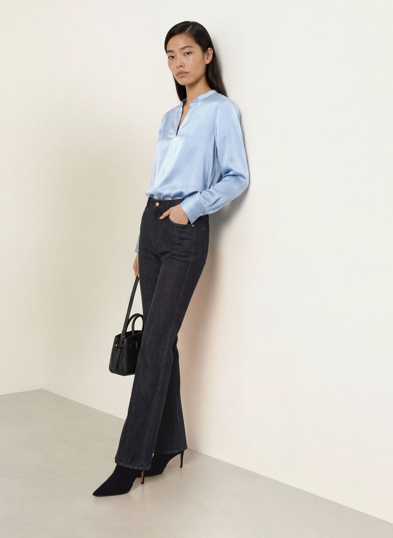 s.Oliver BLACK LABEL Blusenshirt aus Satin: HELLBLAU