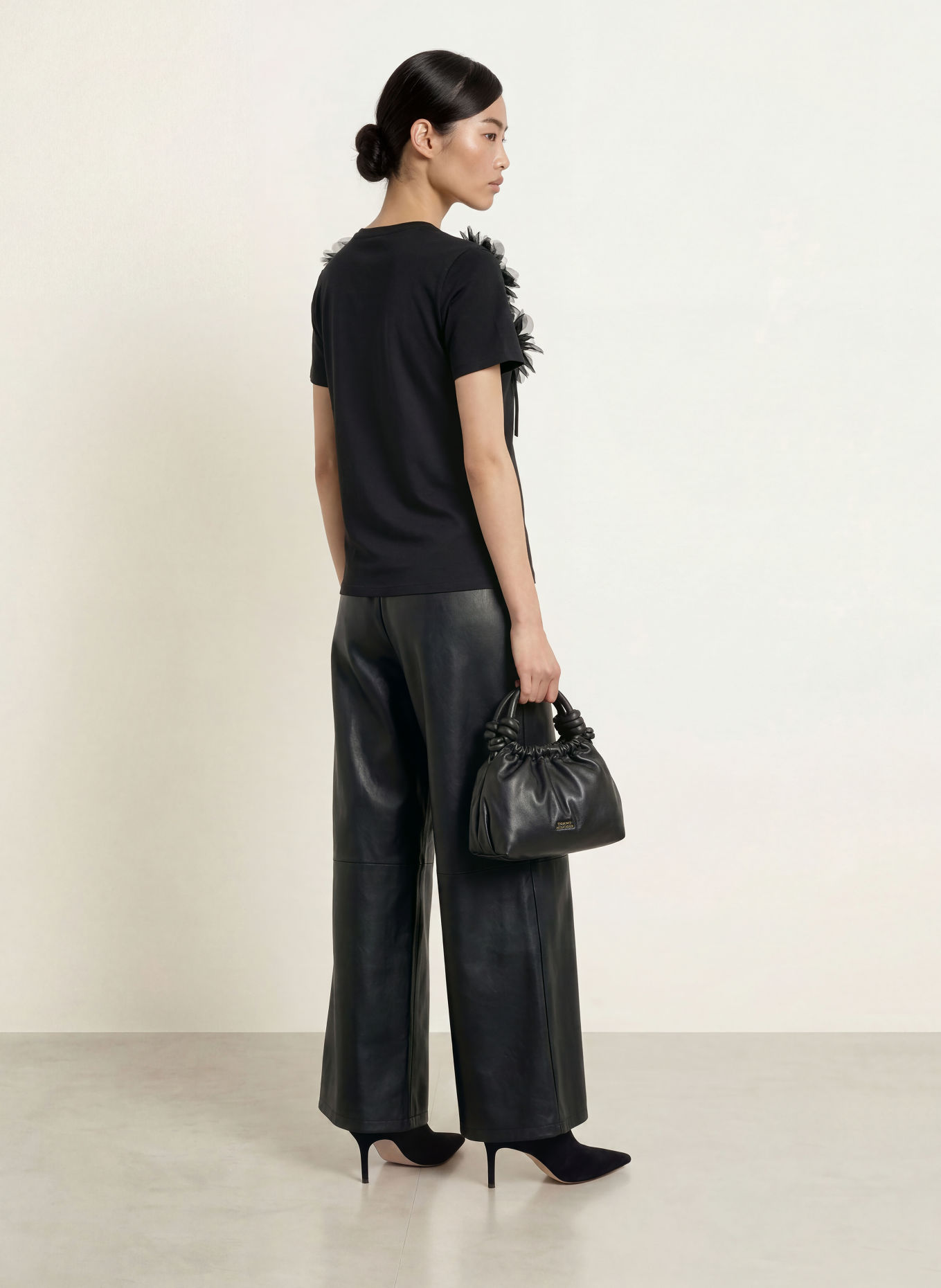 s.Oliver BLACK LABEL T-Shirt mit Schmucksteinen: SCHWARZ