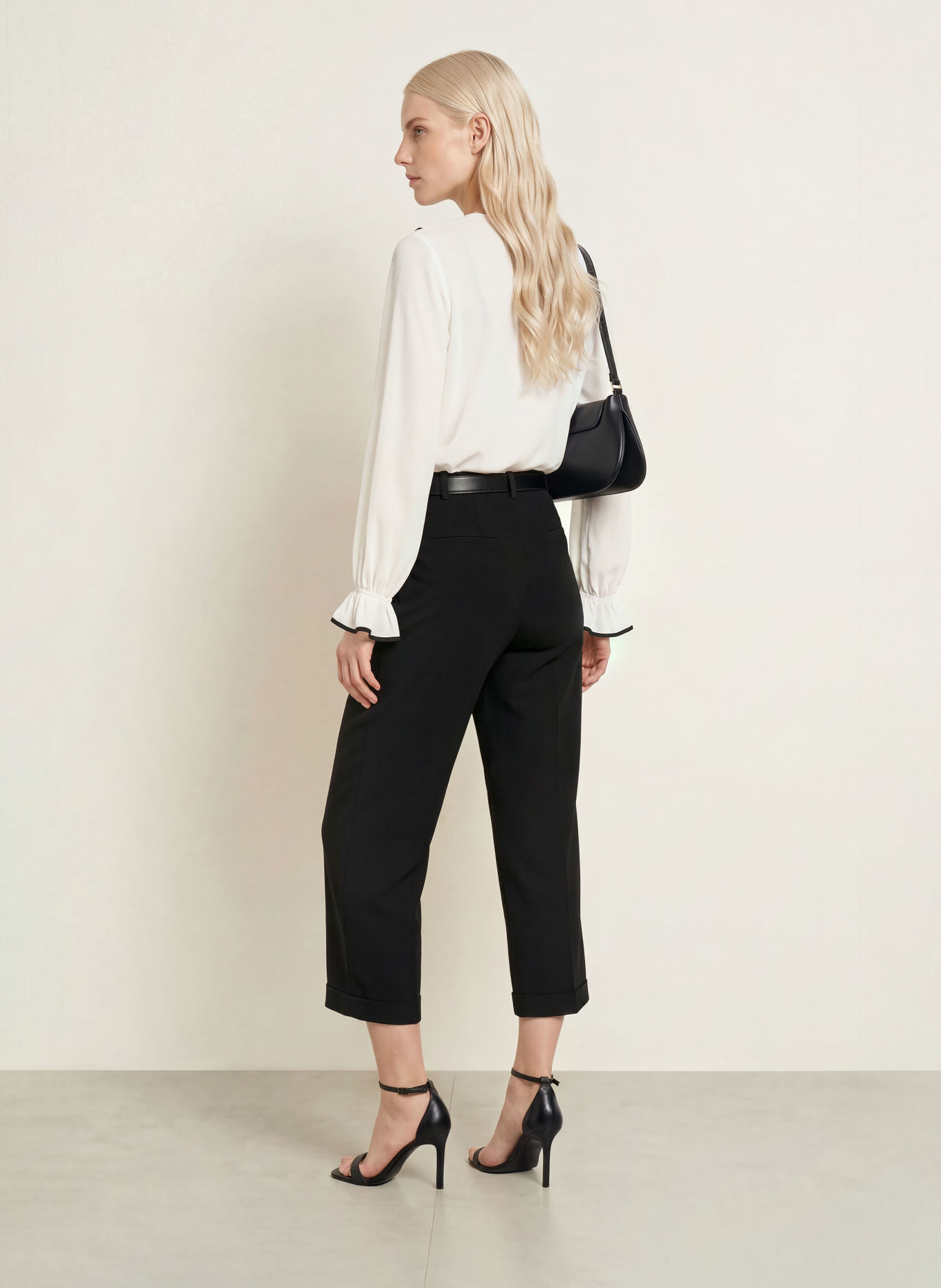 s.Oliver BLACK LABEL Blusenshirt mit Volants: CREME / SCHWARZ