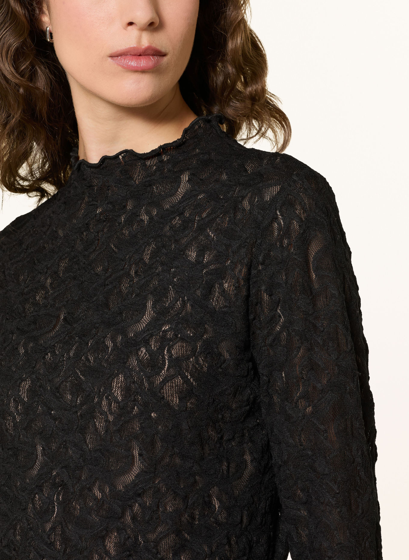 s.Oliver BLACK LABEL Longsleeve aus Spitze: SCHWARZ