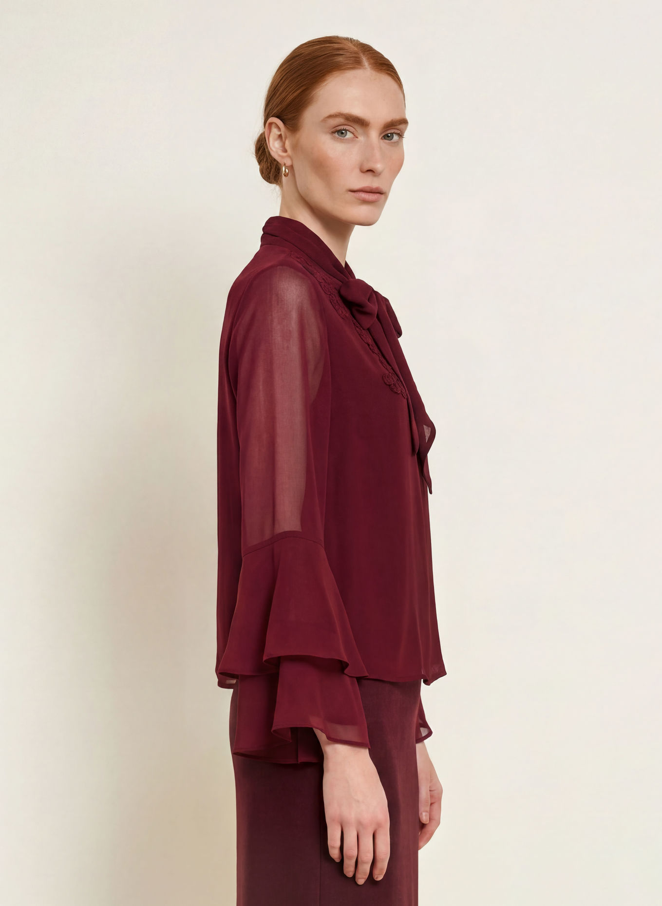 s.Oliver BLACK LABEL Schluppenbluse mit Volants: DUNKELROT