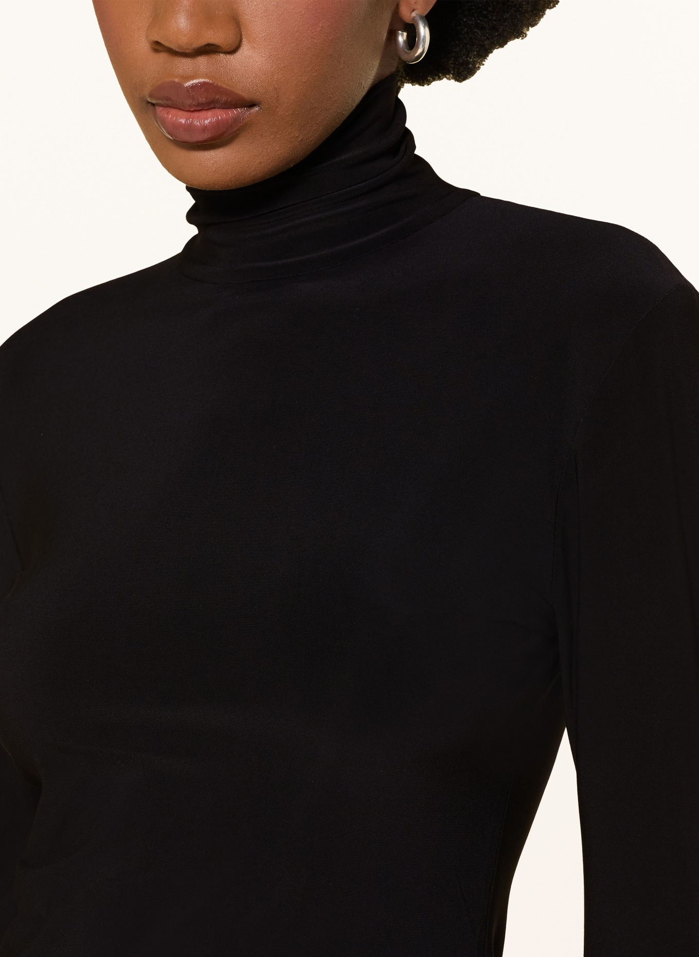 NORMA KAMALI Rollkragenshirt: SCHWARZ