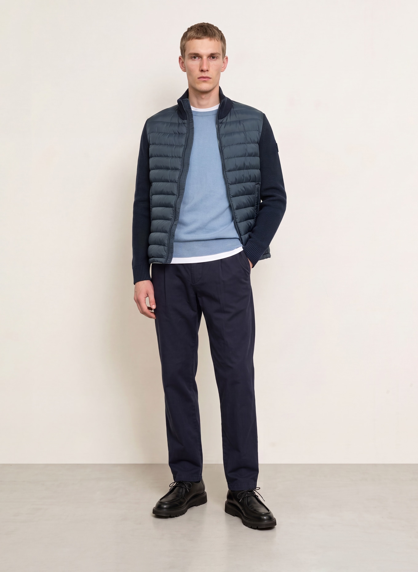 COLMAR Steppjacke im Materialmix: DUNKELBLAU