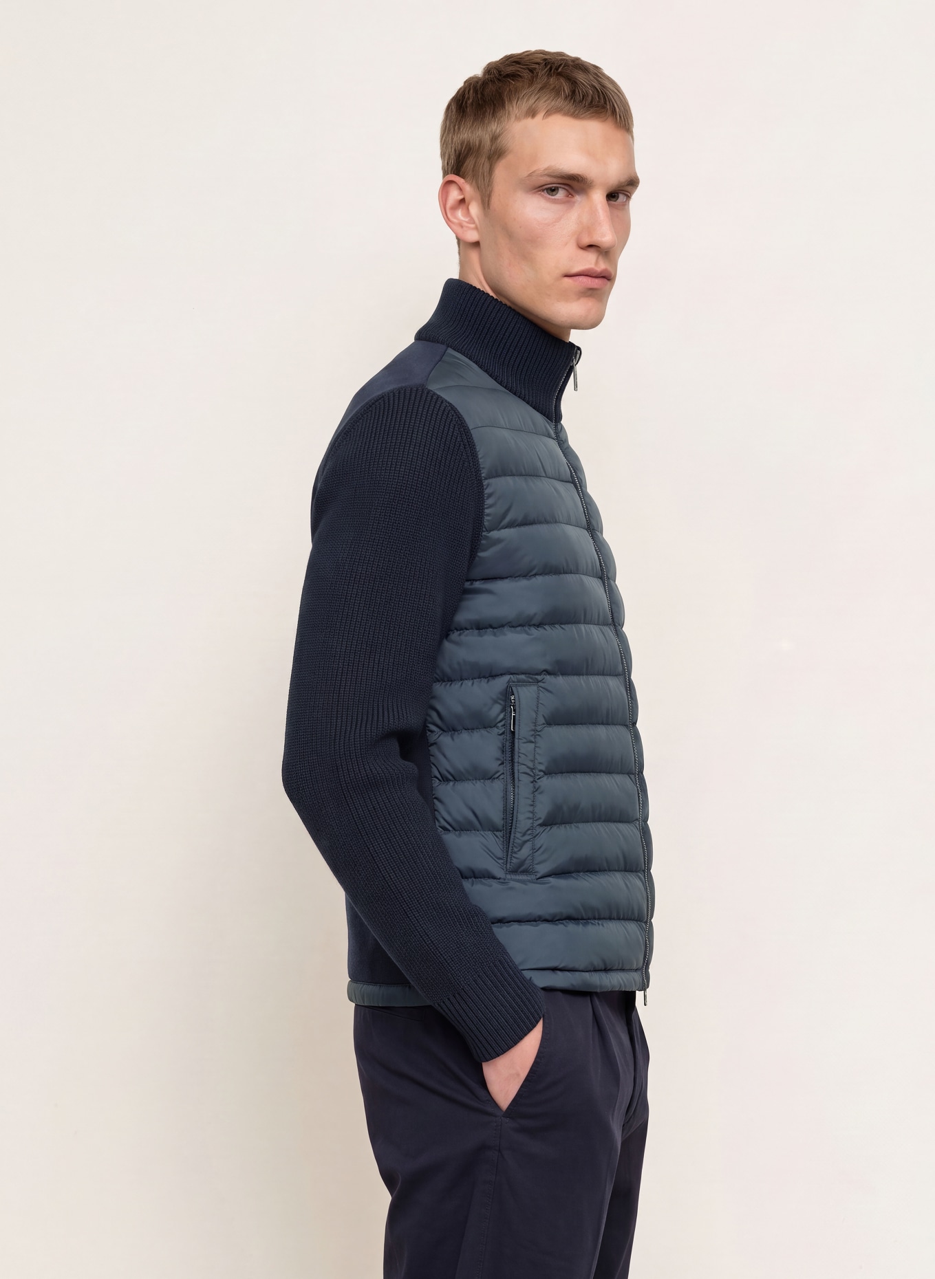 COLMAR Steppjacke im Materialmix: DUNKELBLAU