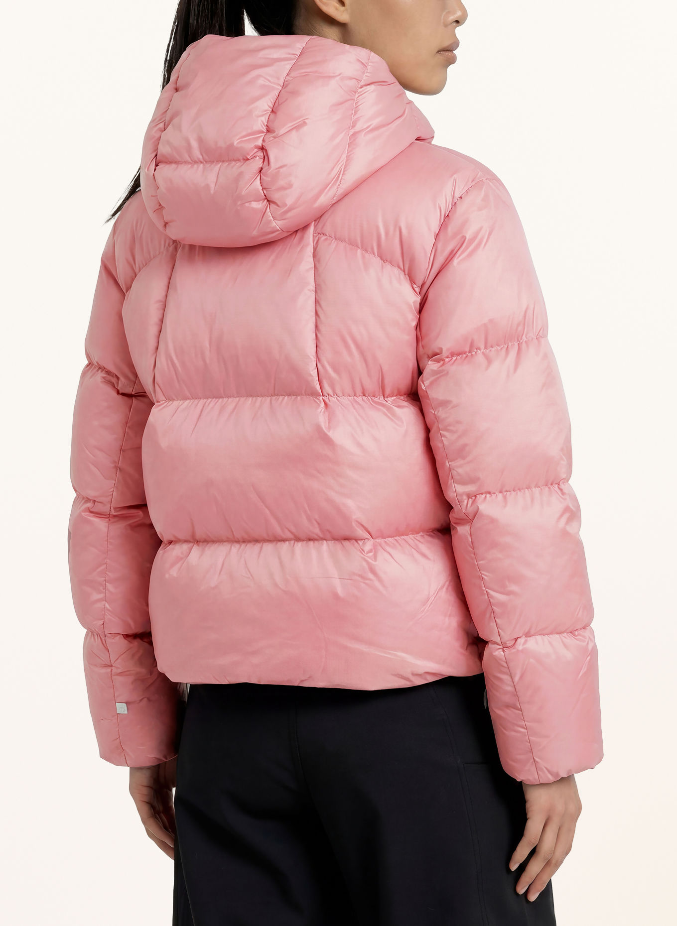 Goldwin CRYSTALLITE Down Jacket: PINK