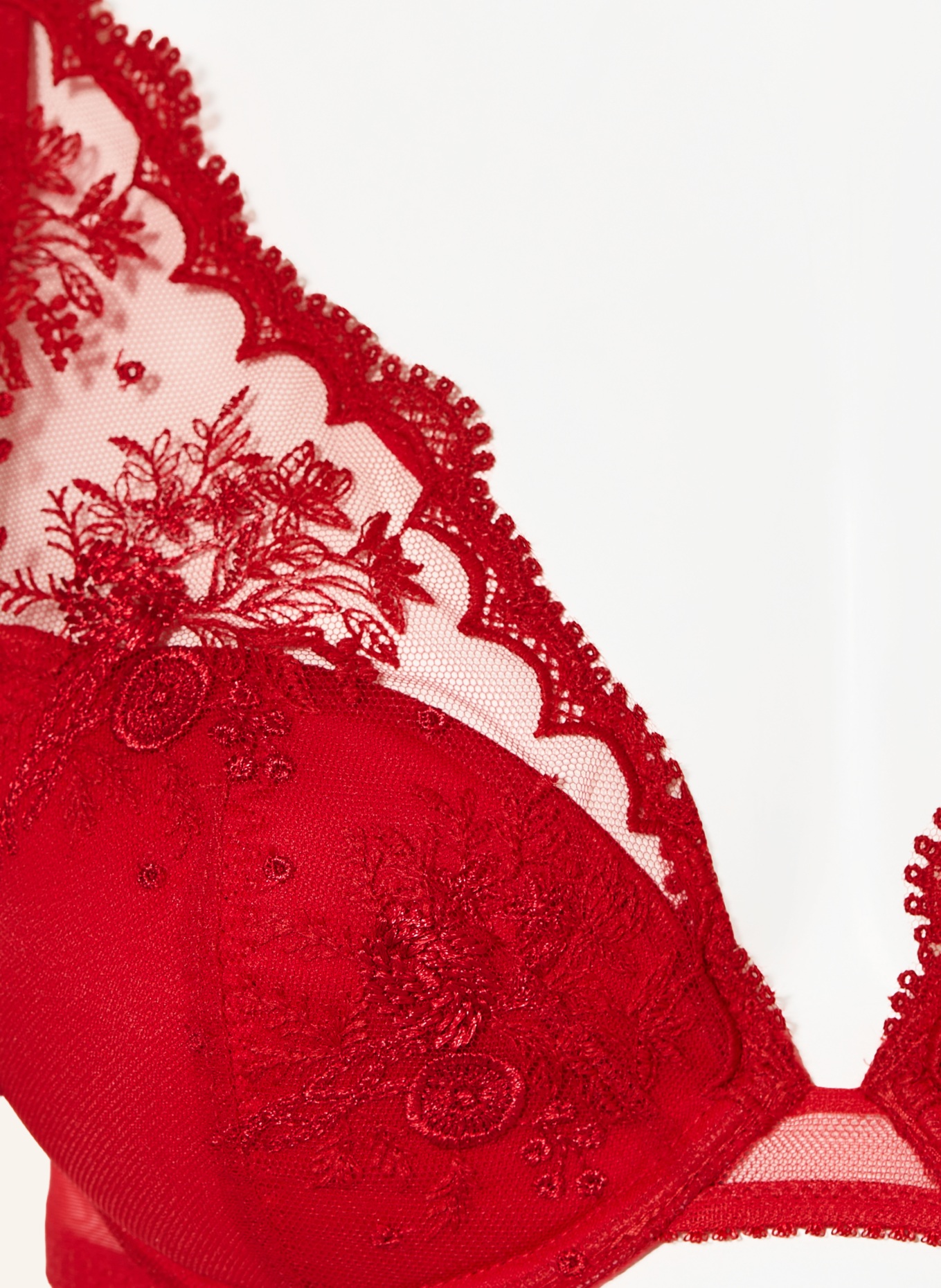 SIMONE PÉRÈLE Push-up podprsenka INTRIGUE: ČERVENÁ