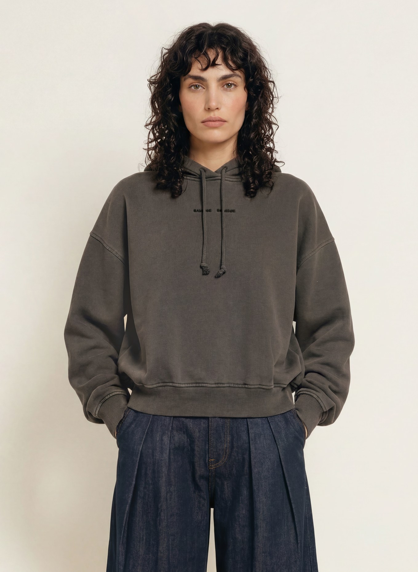 SAMSØE SAMSØE Sweat à capuche SASEVEN: GRIS FONCÉ