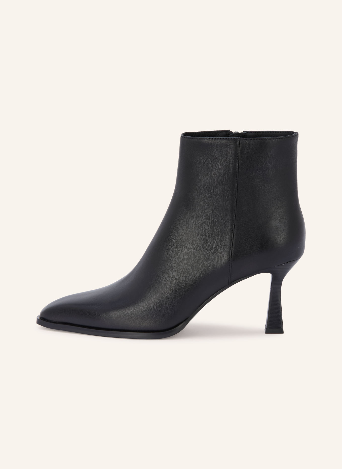 Lola Cruz Stiefeletten: SCHWARZ