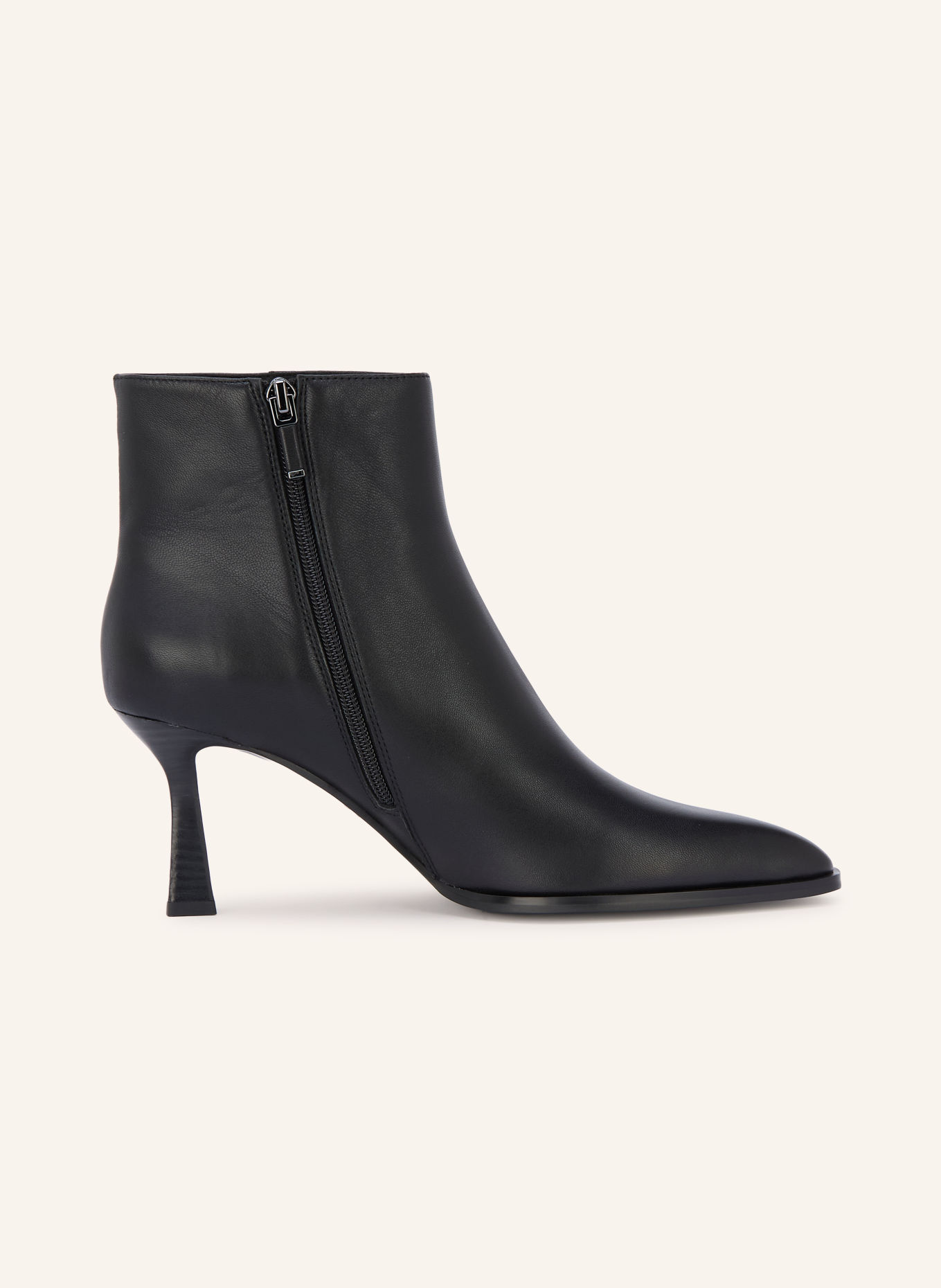 Lola Cruz Stiefeletten: SCHWARZ
