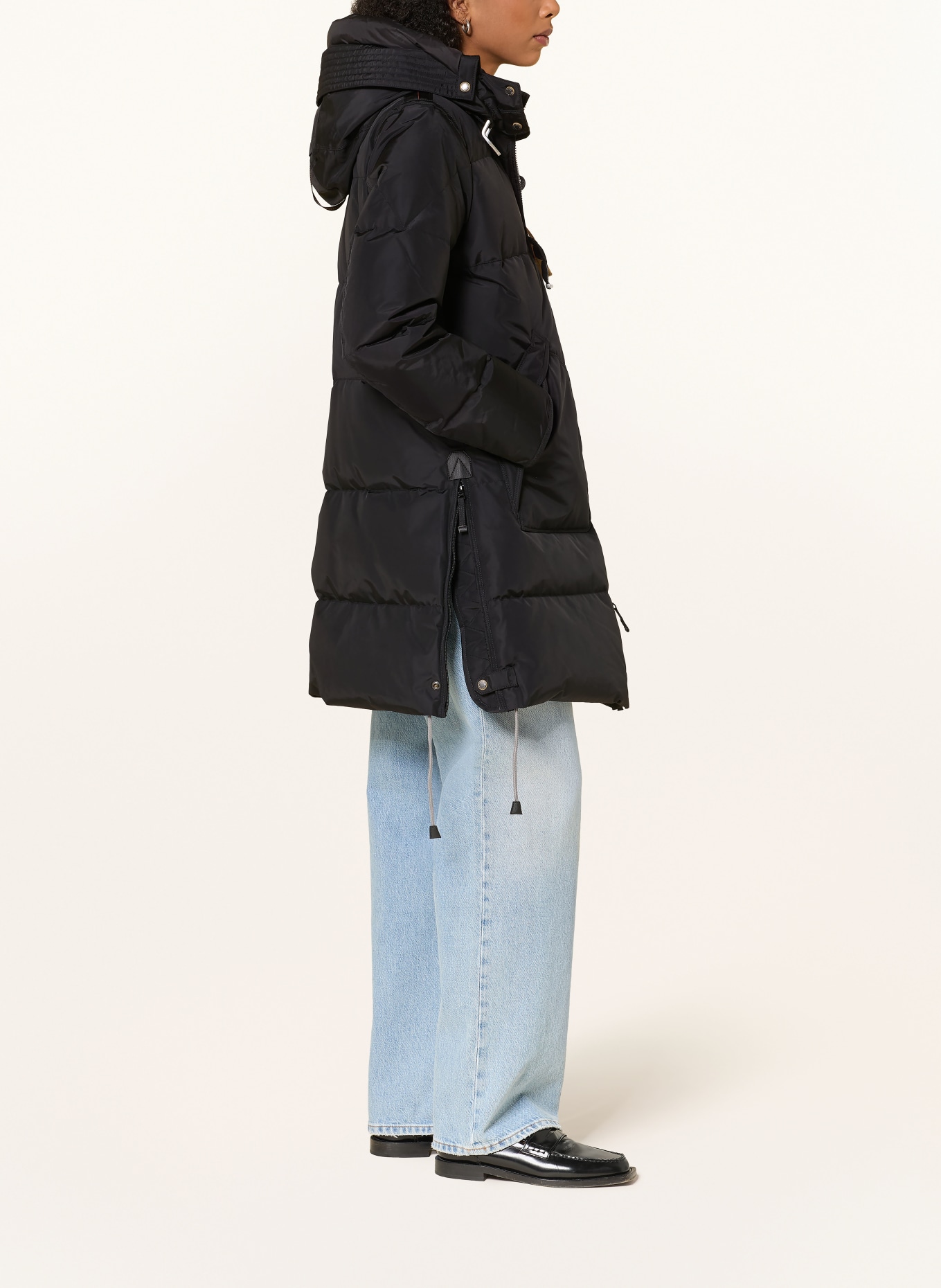 PARAJUMPERS Parka puchowa LONG BEAR z odpinanym kapturem: CZARNY