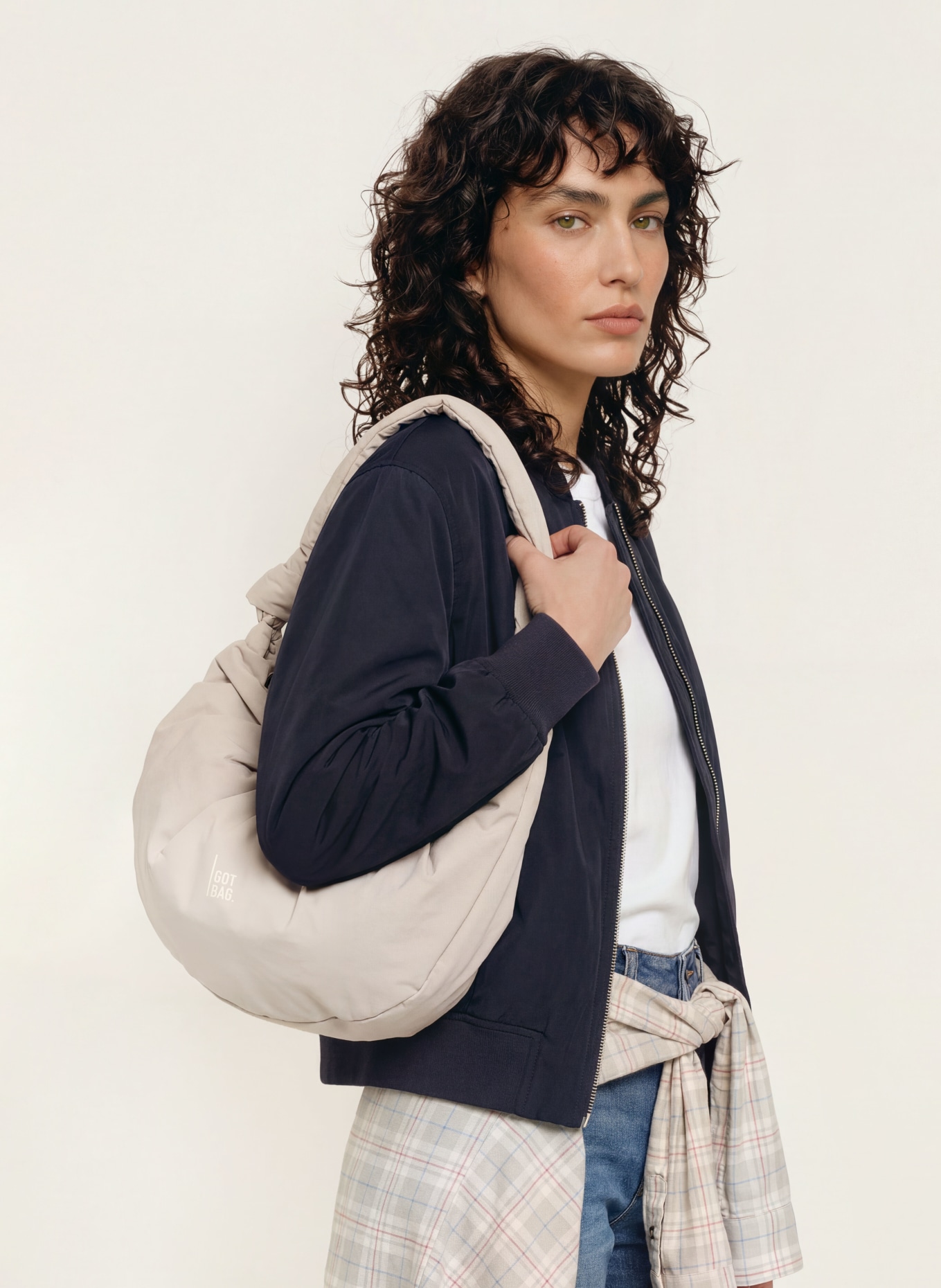 GOT BAG Skuldertaske PLEAT MOON BAG LARGE: TAUPE