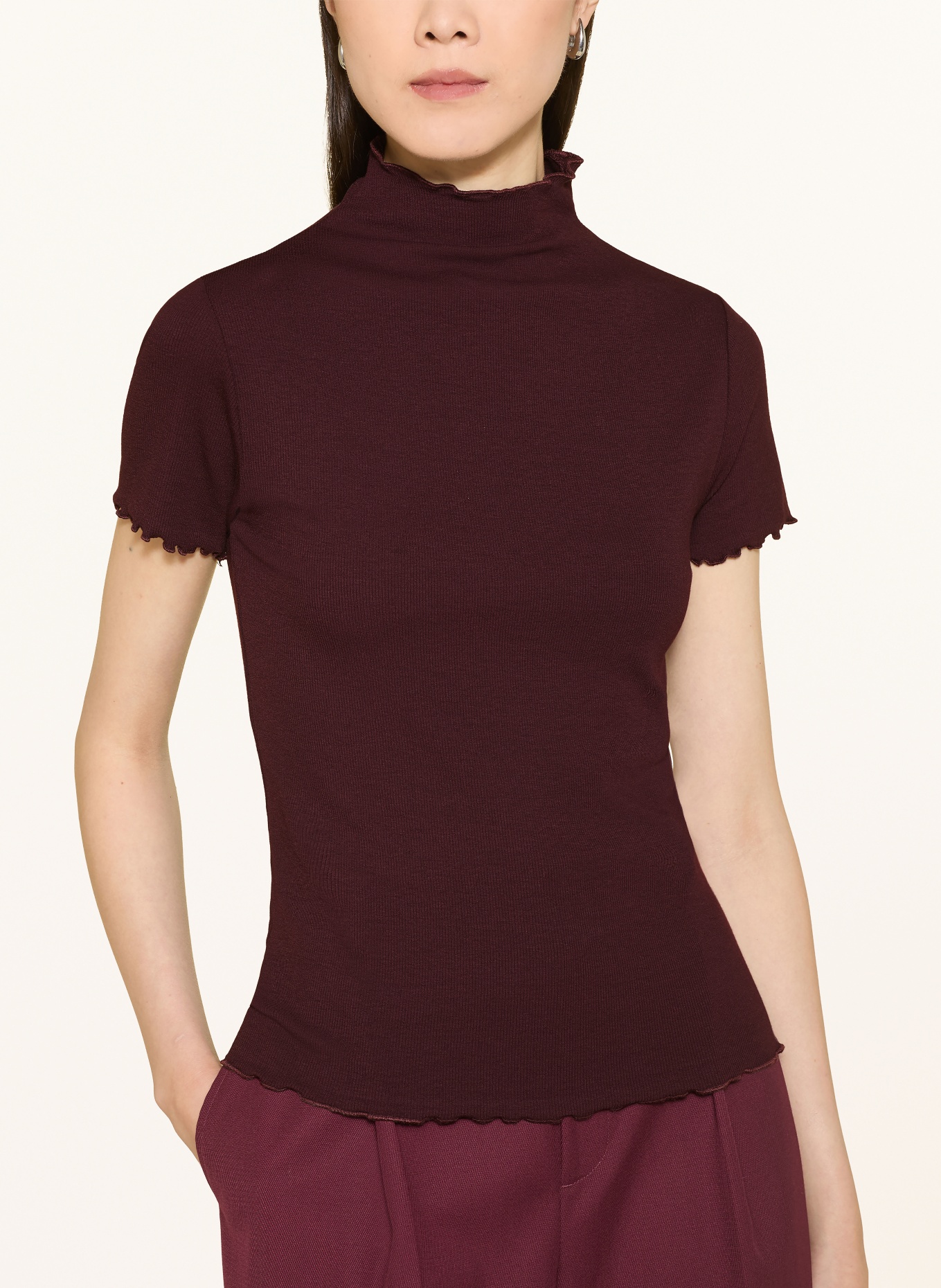 darling harbour T-shirt: deep merlot