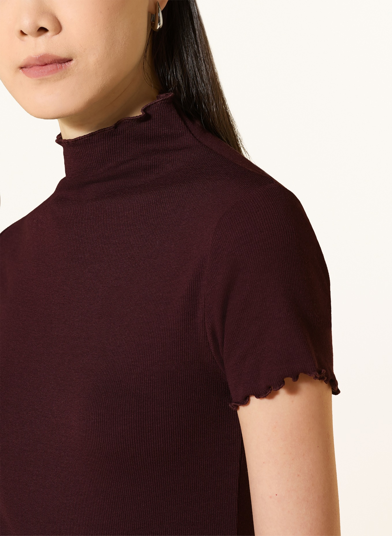 darling harbour T-shirt: deep merlot