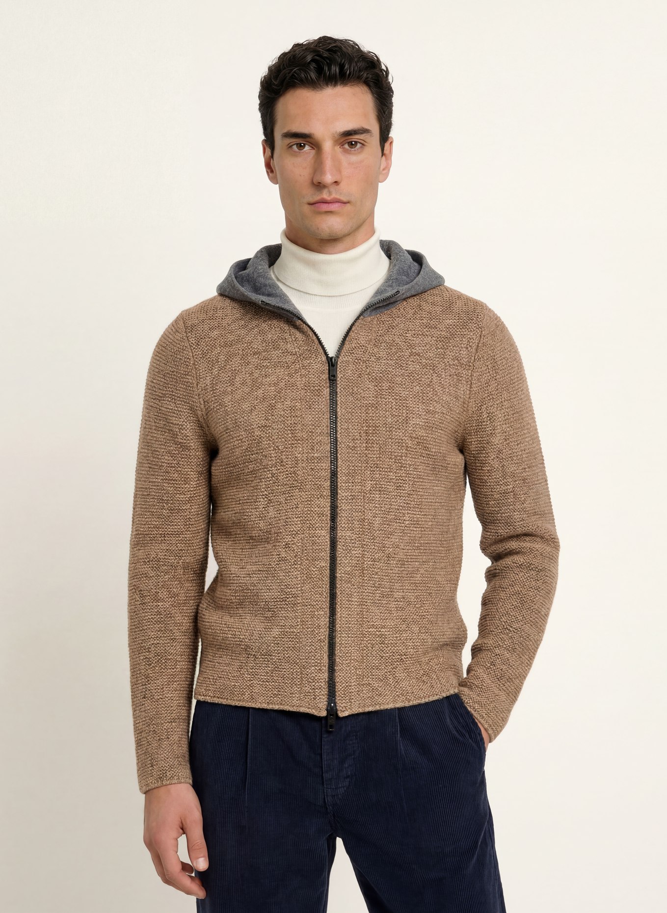 Grasegger Vest: TAUPE / DONKERGRIJS