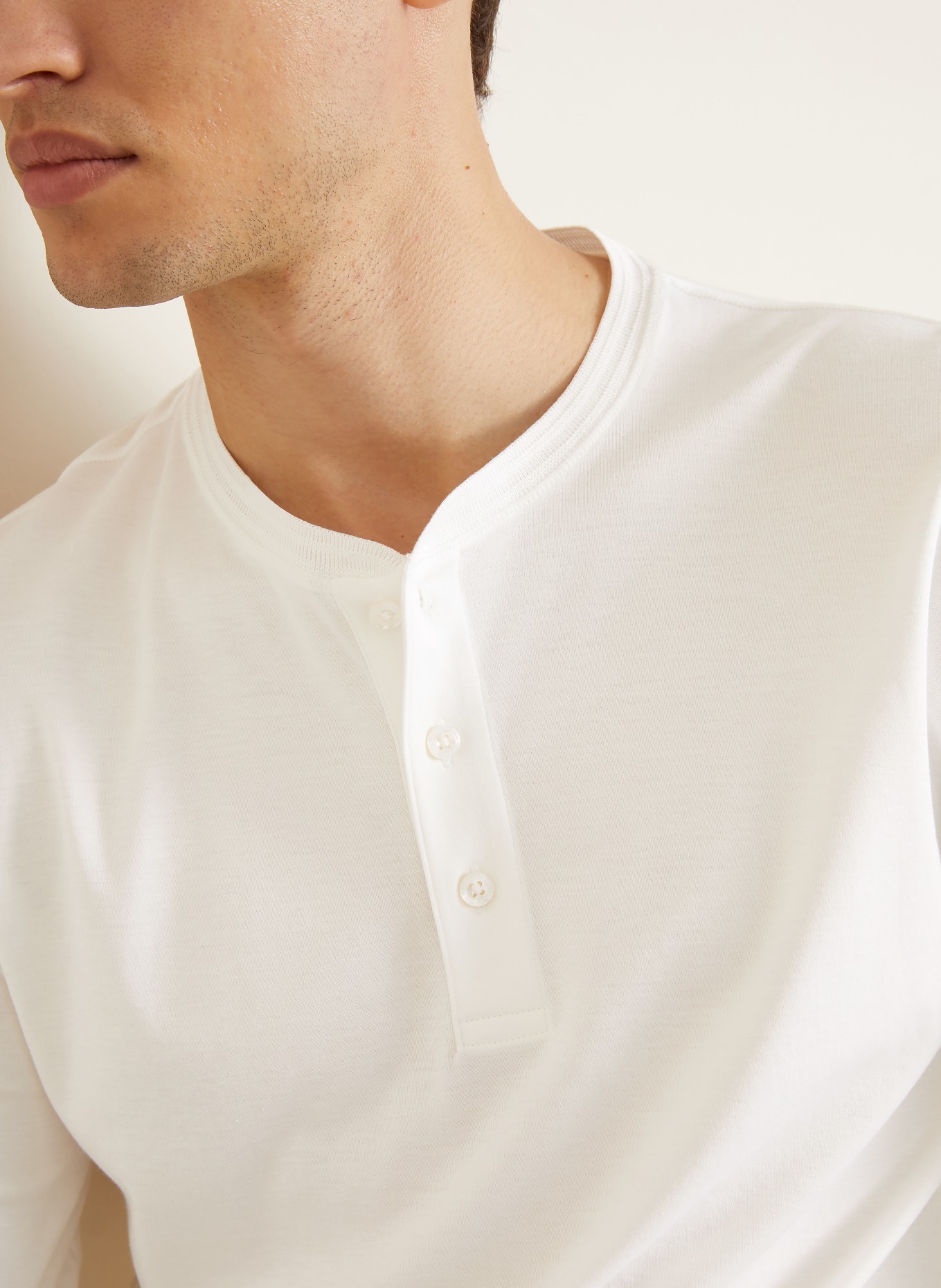 RALPH LAUREN PURPLE LABEL Henley-tröja: VIT