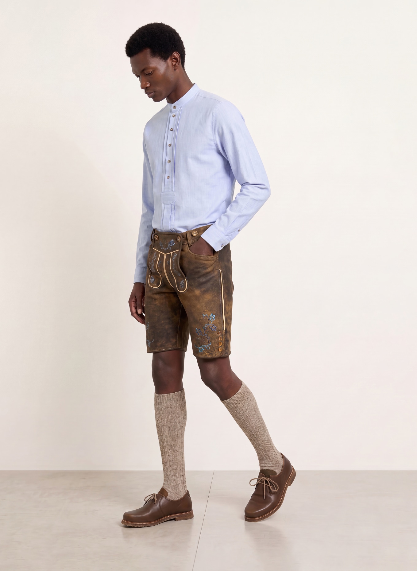 Grasegger KOPEKE Traditional shirt, Regular Fit with Stand-Up Collar: LIGHT BLUE / WHITE