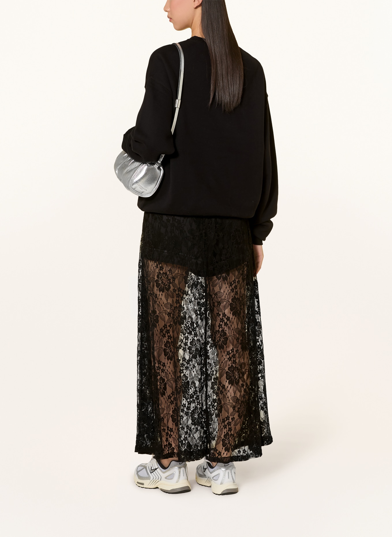 Nike Oversized Sweatshirt STUDIO FLEECE: BLACK / WHITE