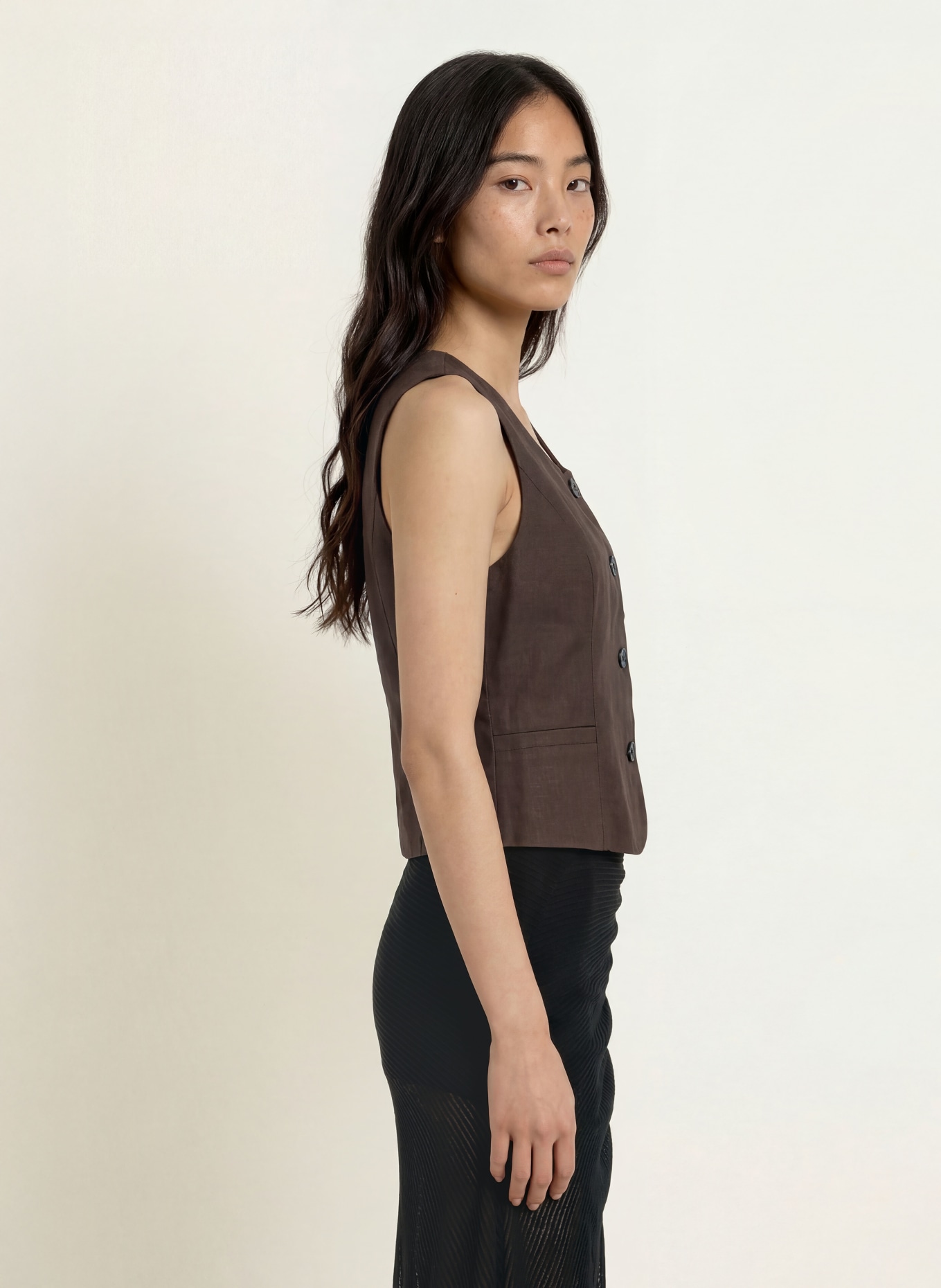 NEO NOIR YULA Vest with Linen: DARK BROWN