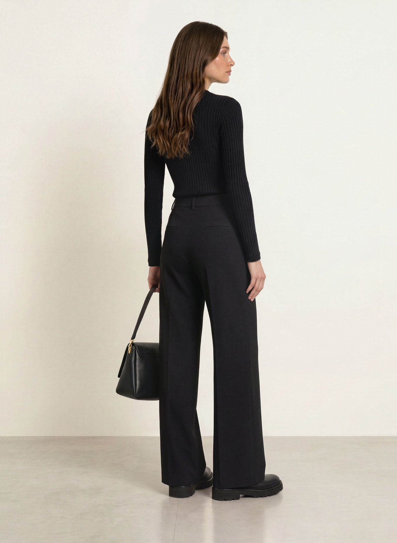 lilienfels Longsleeve: SCHWARZ