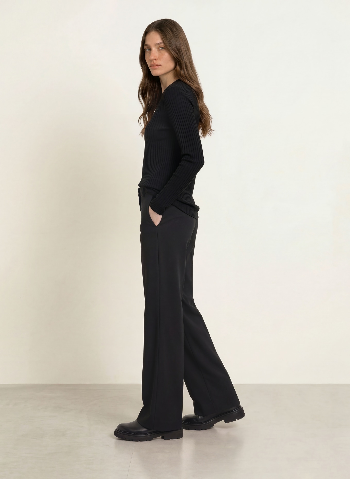 lilienfels Longsleeve: SCHWARZ